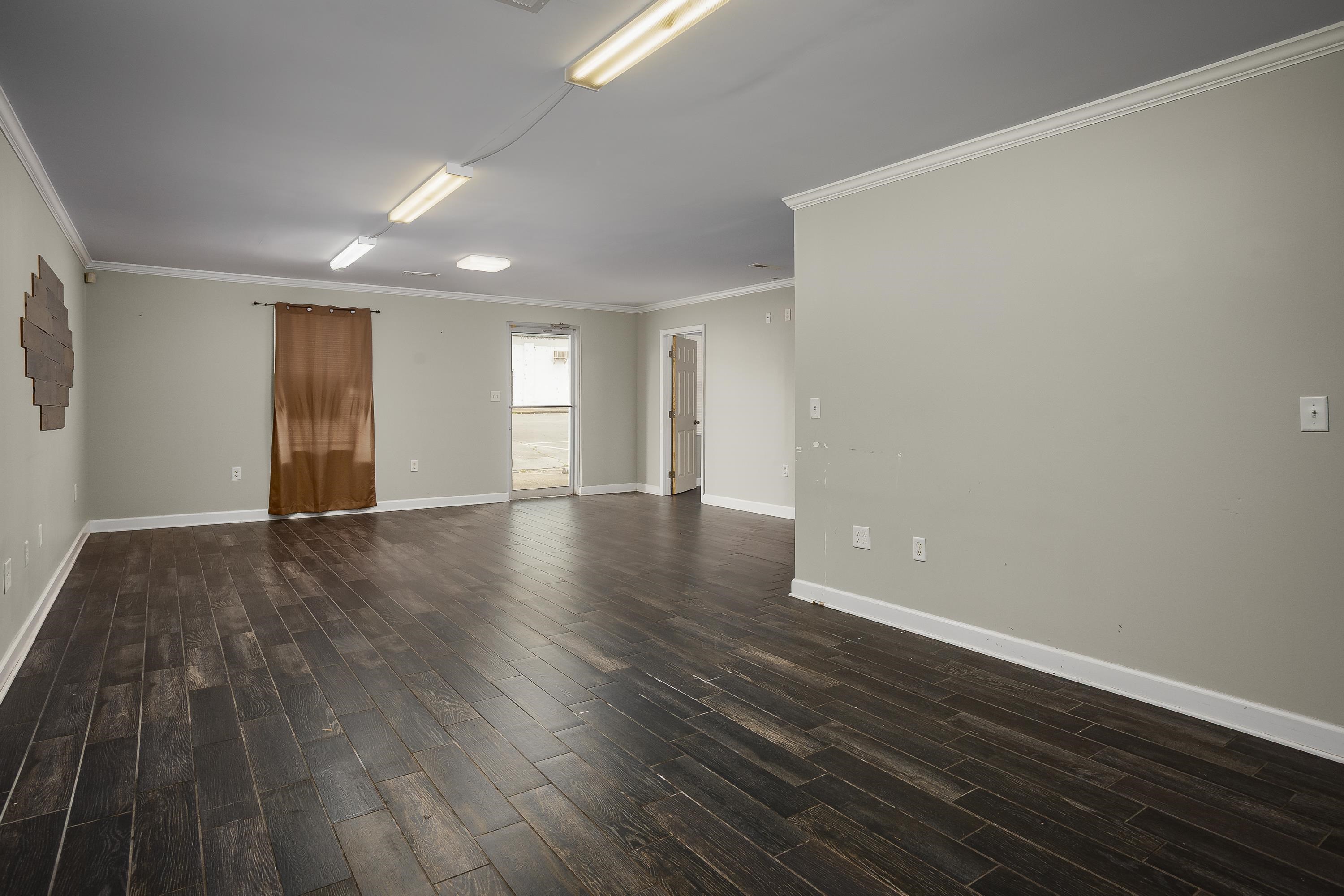 110 S Water St, Tuscumbia, AL 35674 — photo 5