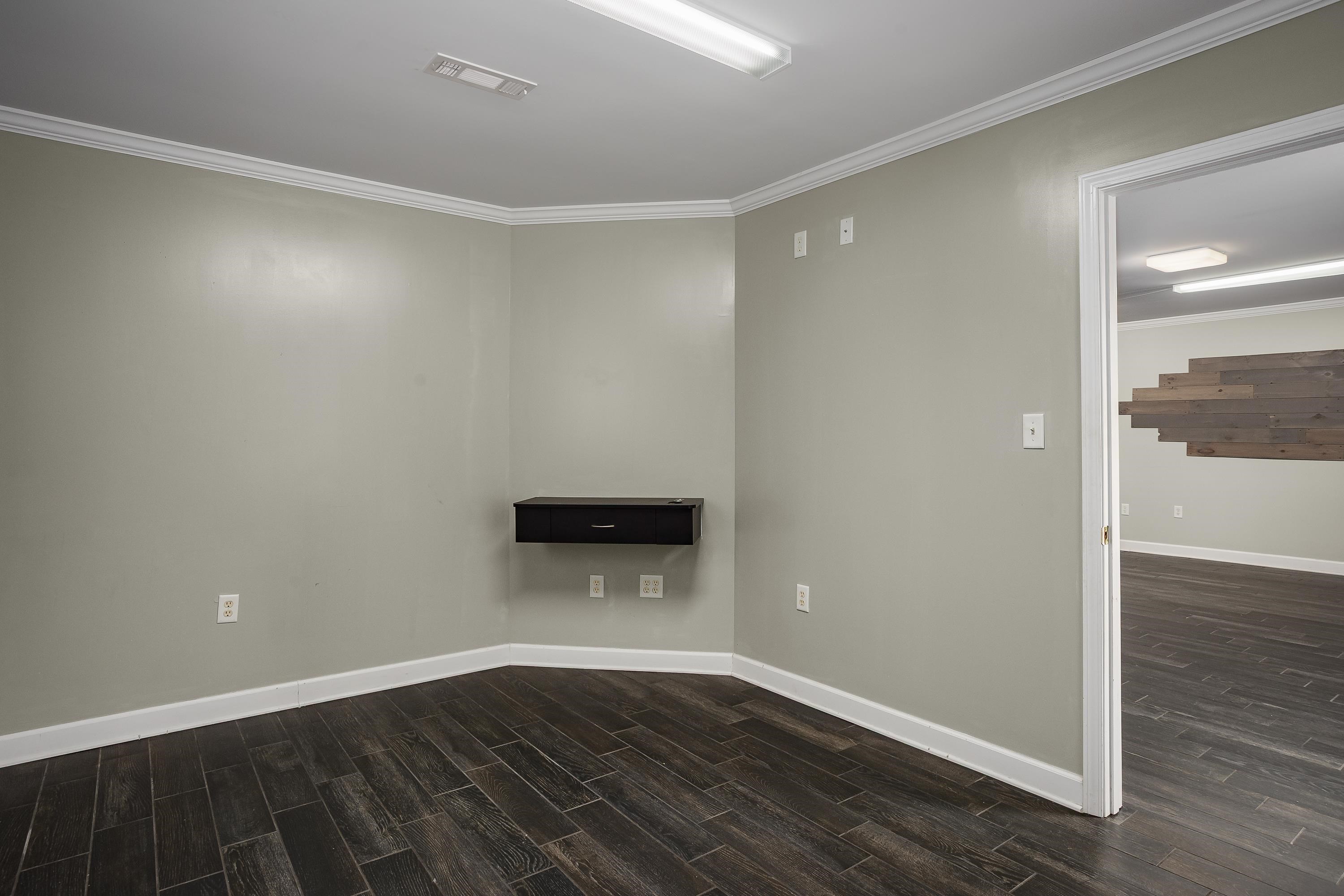 110 S Water St, Tuscumbia, AL 35674 — photo 8