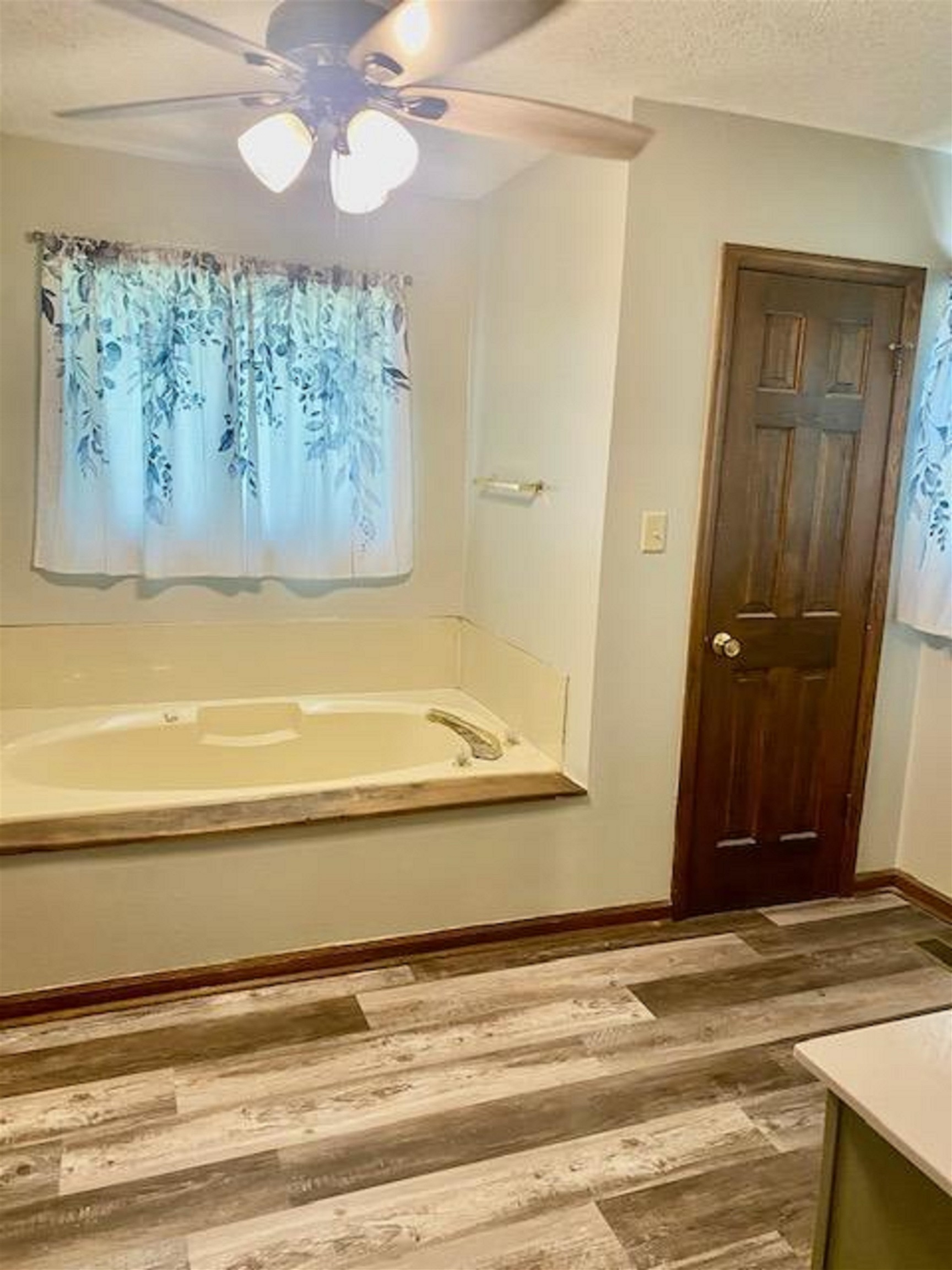 800 Lamar Ave, Tuscumbia, AL 35674 — photo 12