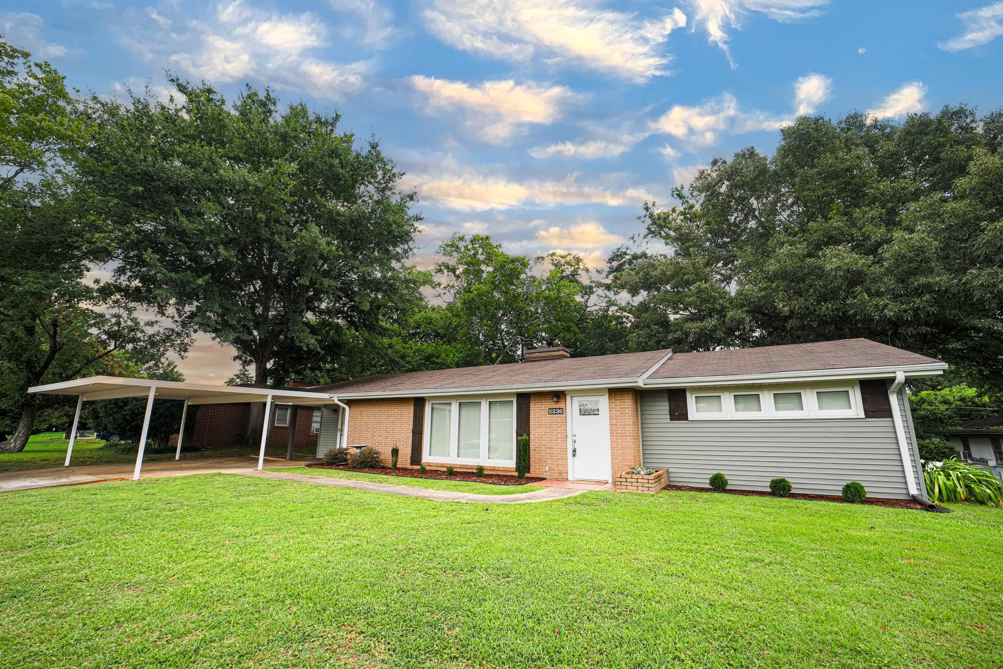 2236 McBurney Dr, Florence, AL 35630 — photo 1