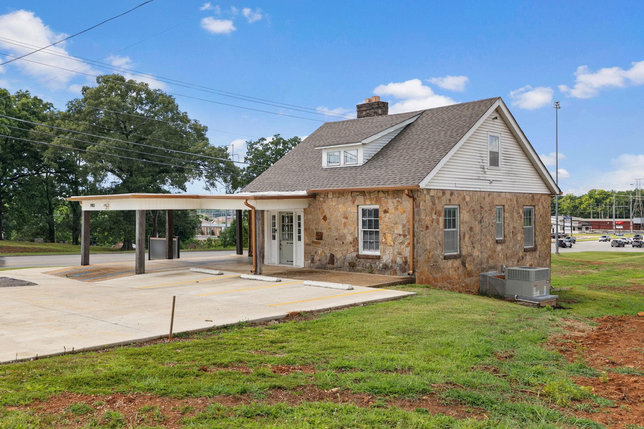 1903 Philadelphia Ave, Muscle Shoals, AL 35661 — photo 4