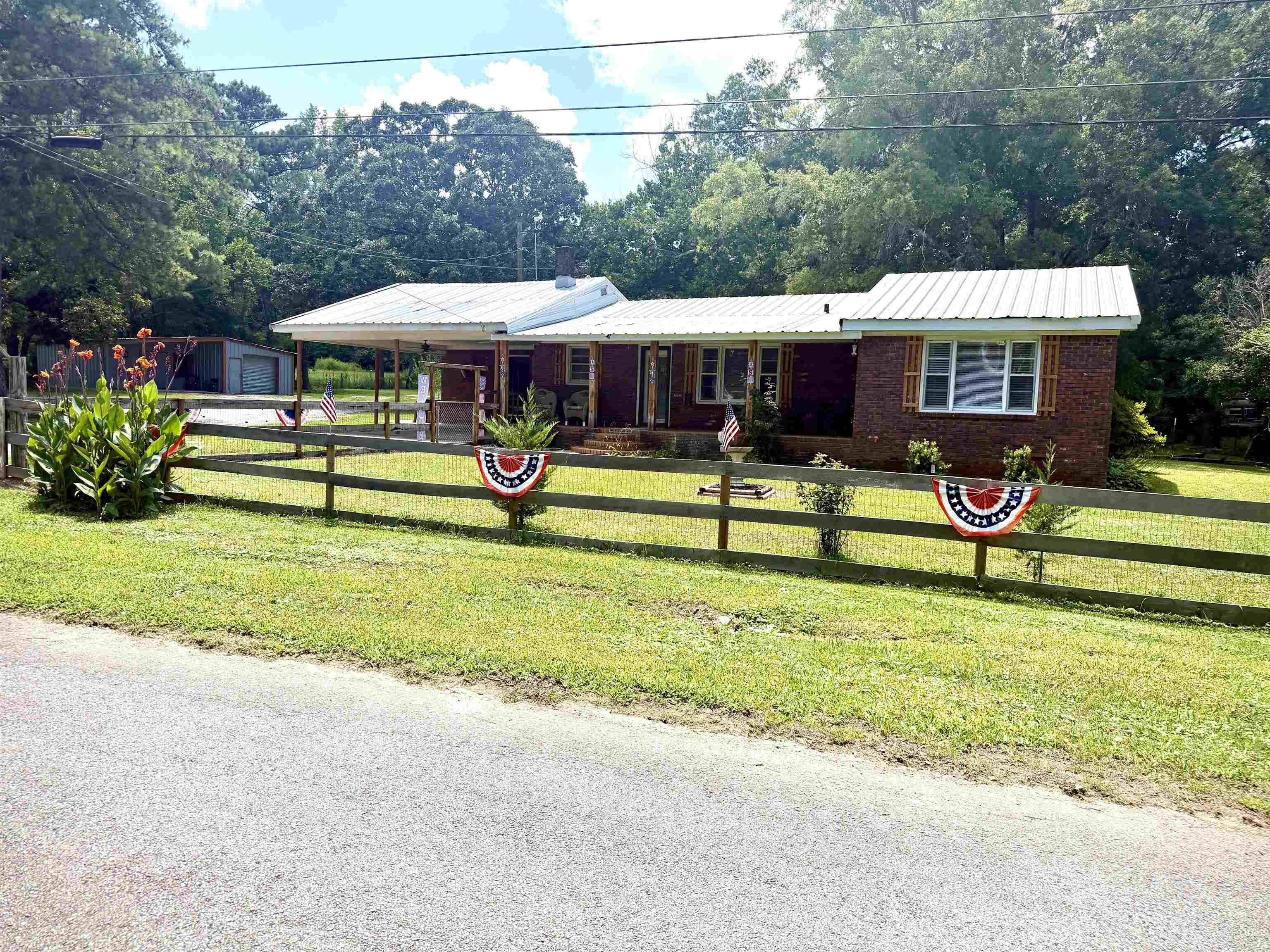 915 Dial Cv Rd, Leighton, AL 35646 — photo 2
