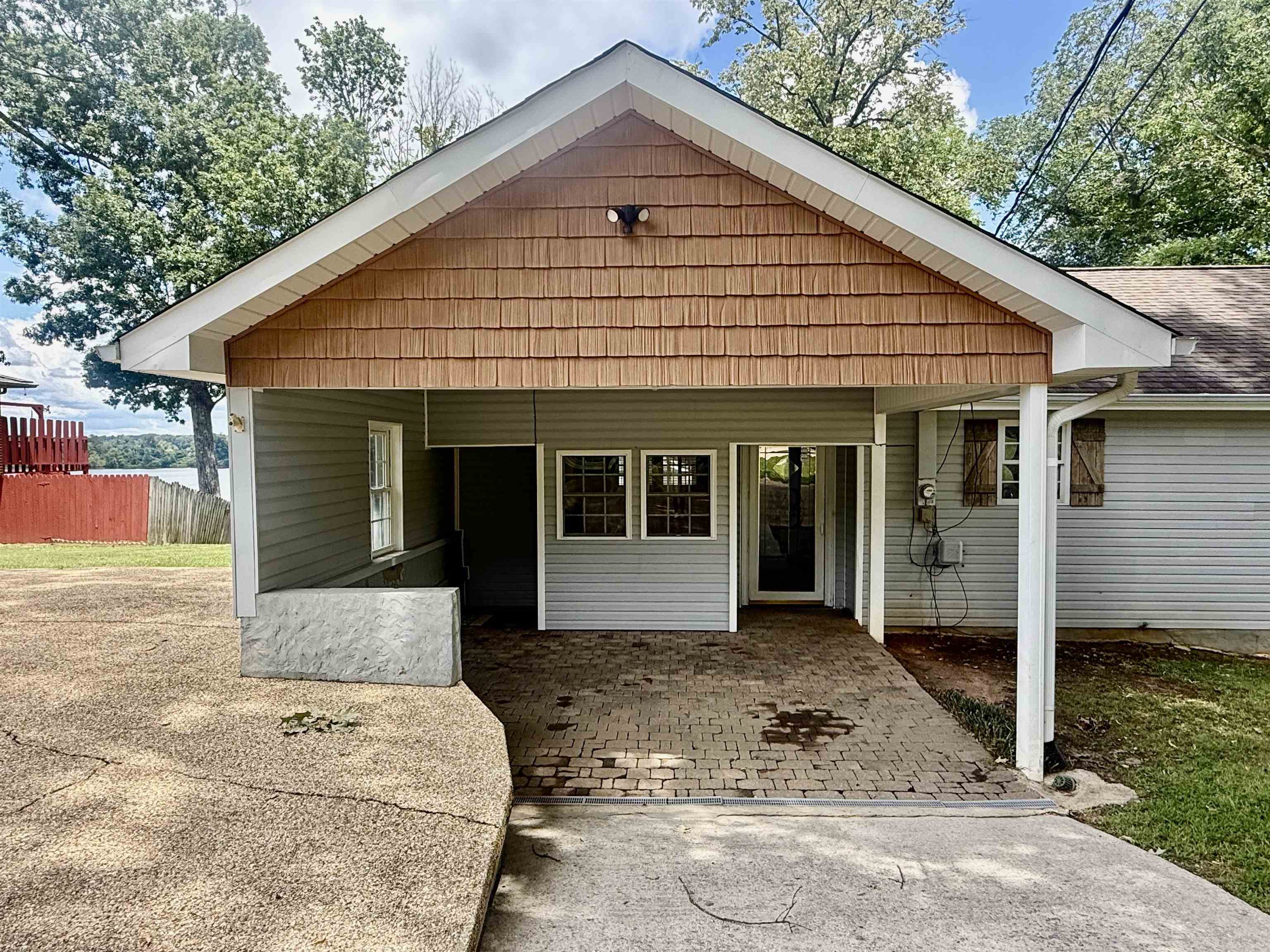 765 Carter Dr, Tuscumbia, AL 35674 — photo 3