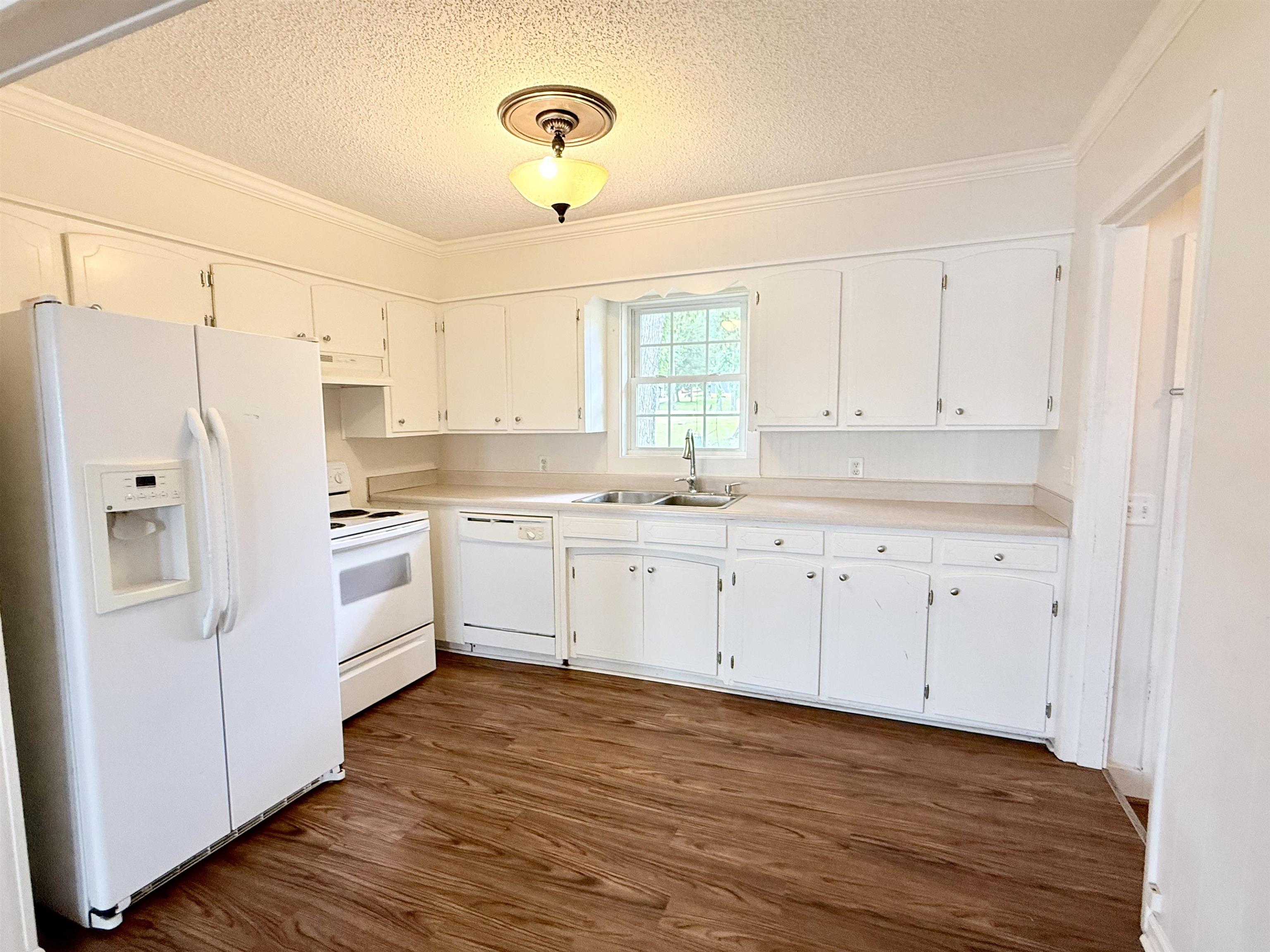 765 Carter Dr, Tuscumbia, AL 35674 — photo 4