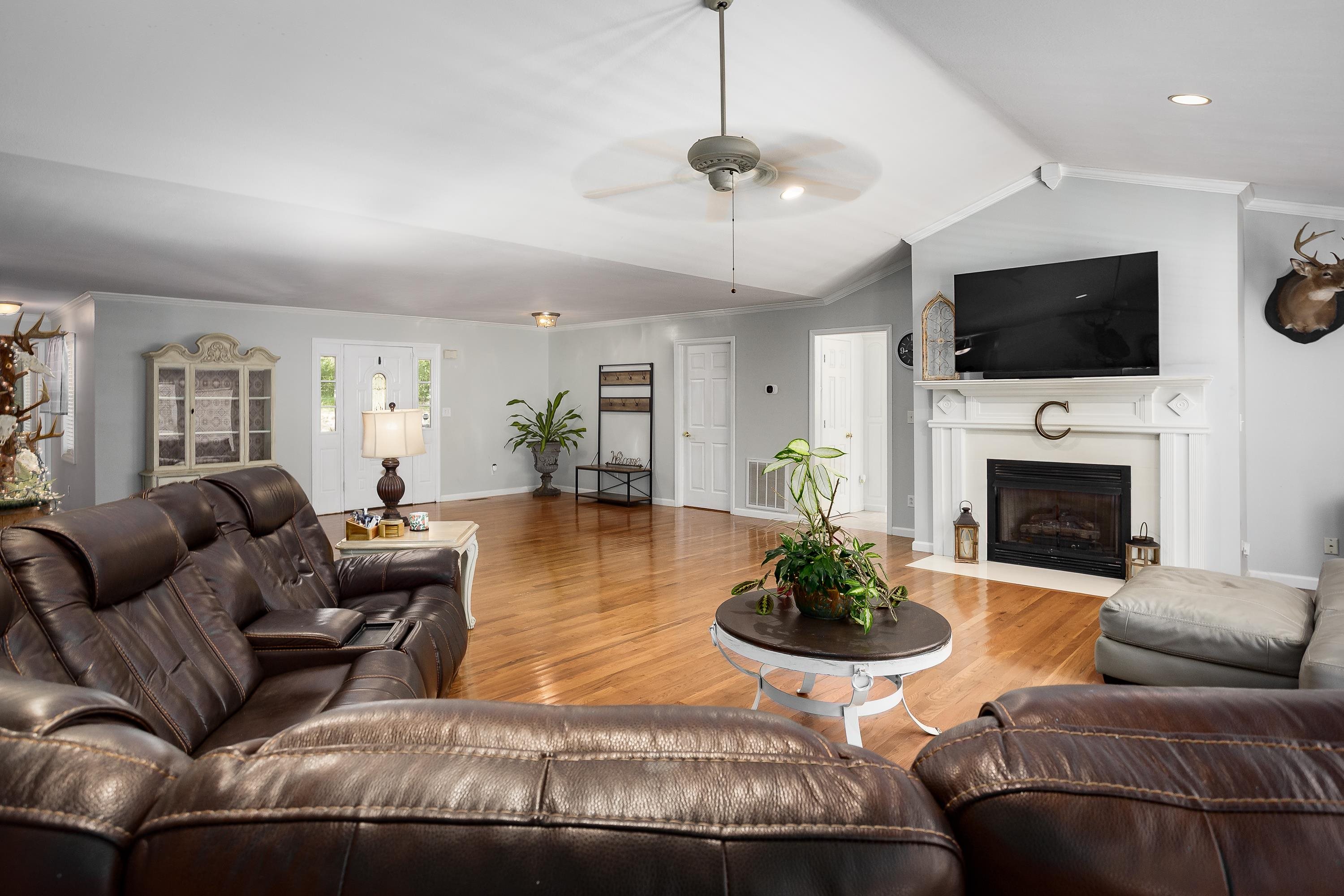 668 Lingerlost Rd, Killen, AL 35645 — photo 7