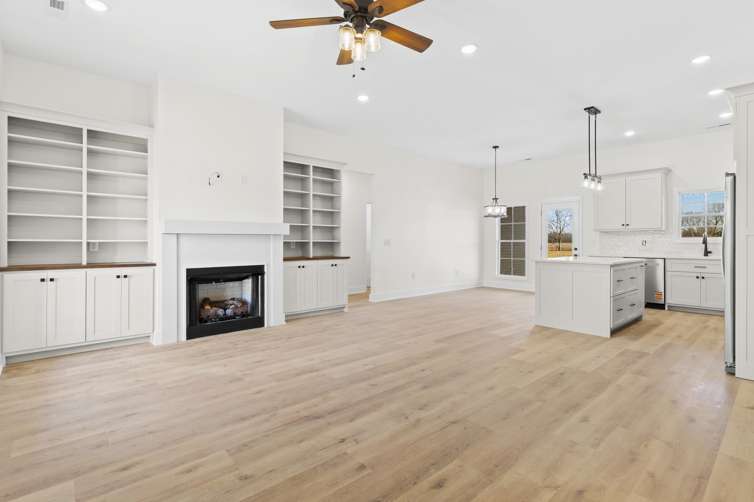 237 Co Rd 144, Killen, AL 35645 — photo 4