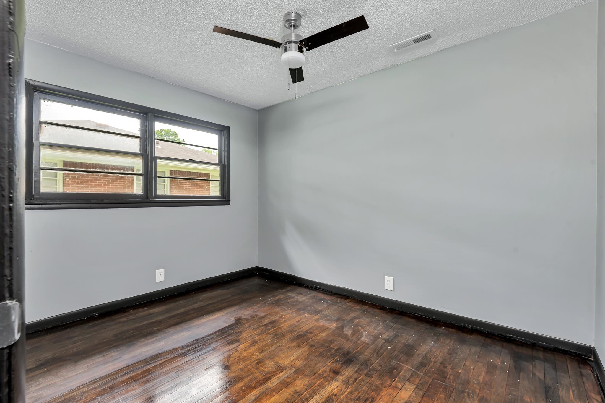 1110 Paul E Johnson Dr, Tuscumbia, AL 35674 — photo 11