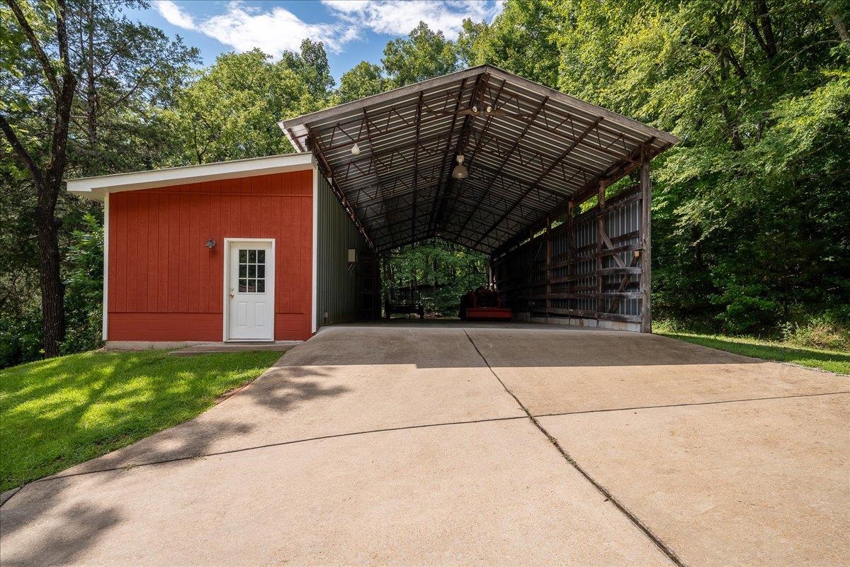 4165 Maud Rd, Cherokee, AL 35616 — photo 12