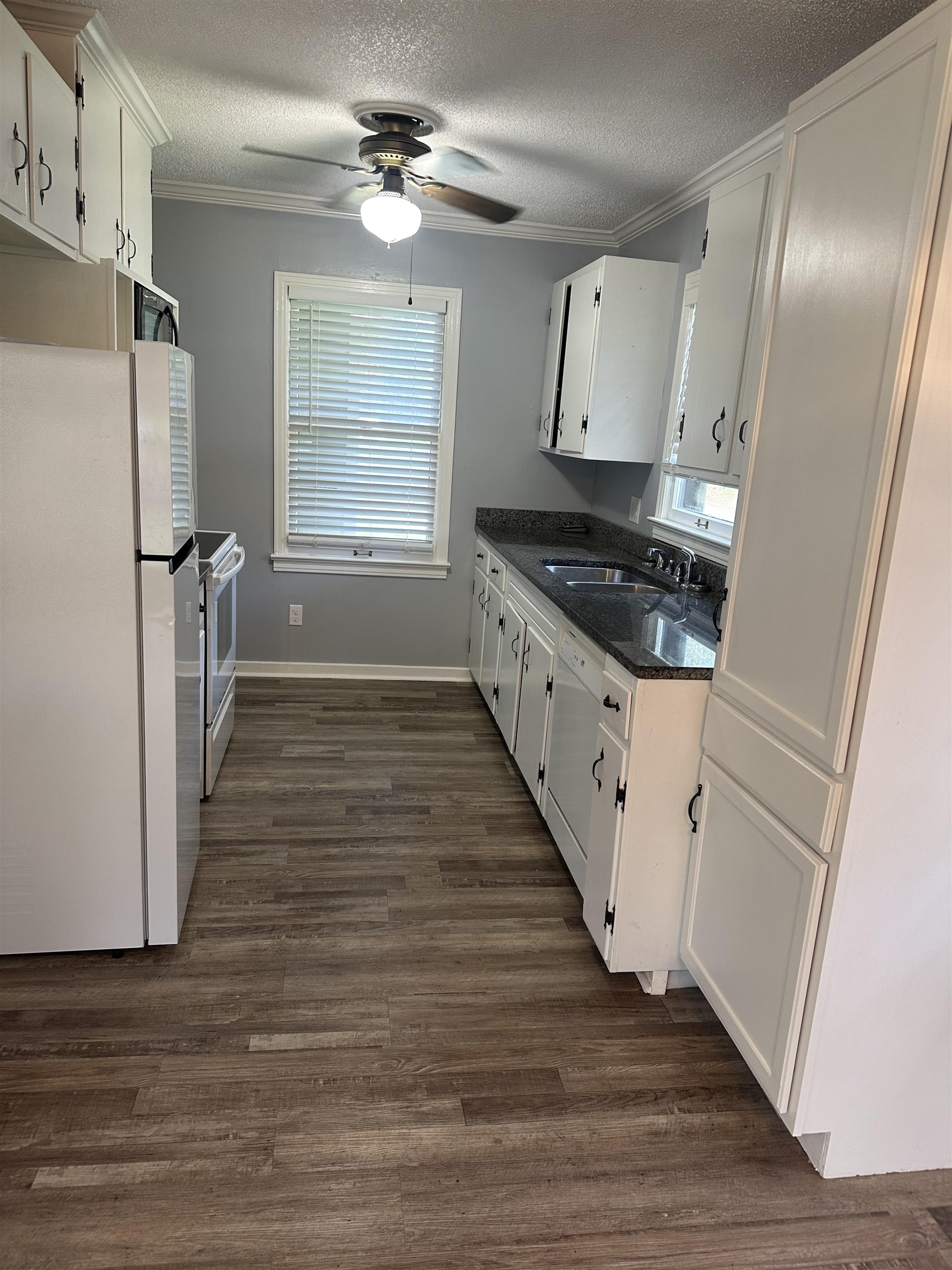 419 Burgess St, Russellville, AL 35653 — photo 5