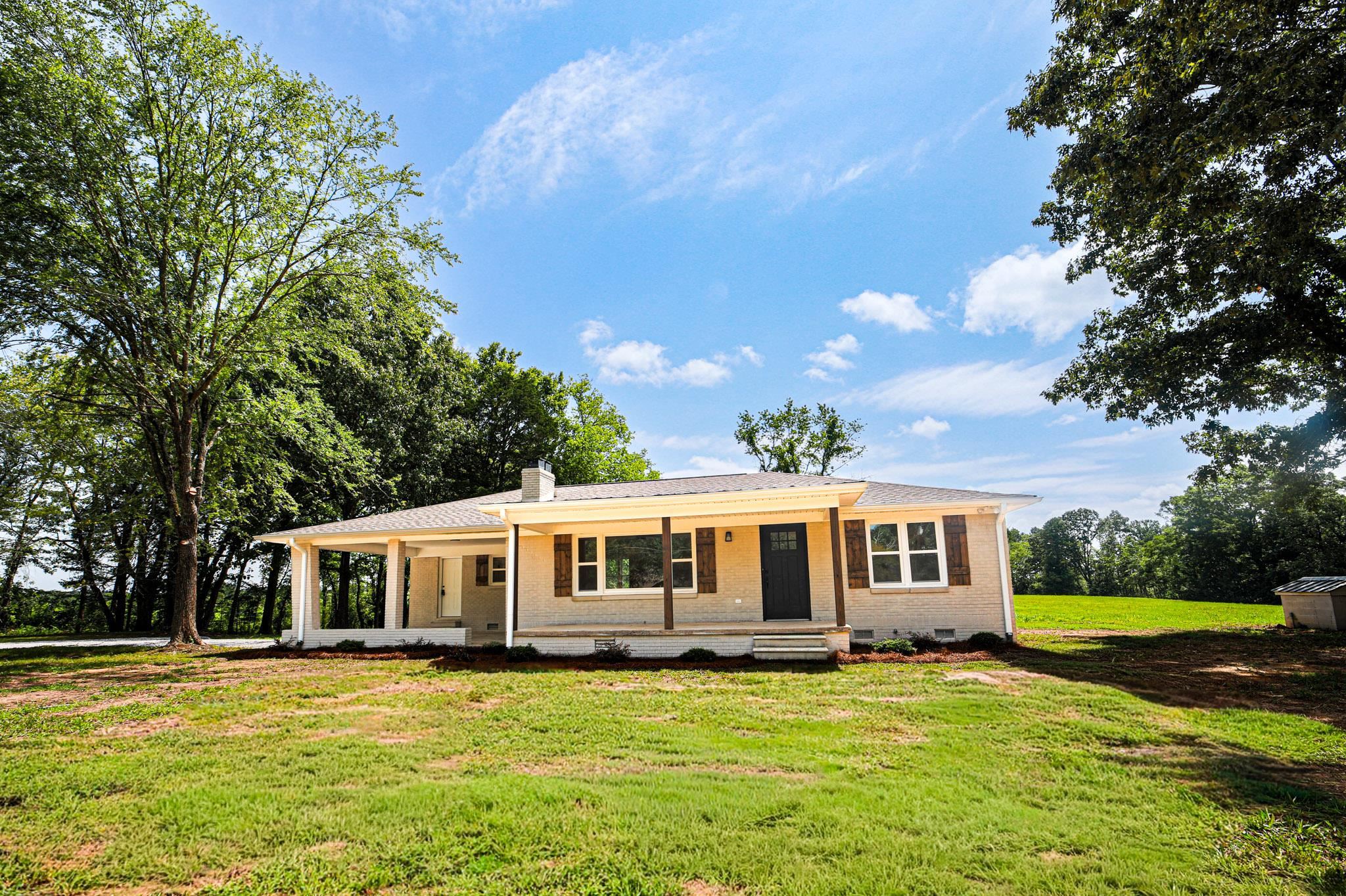 1925 Co Rd 139, Florence, AL 35633 — photo 1