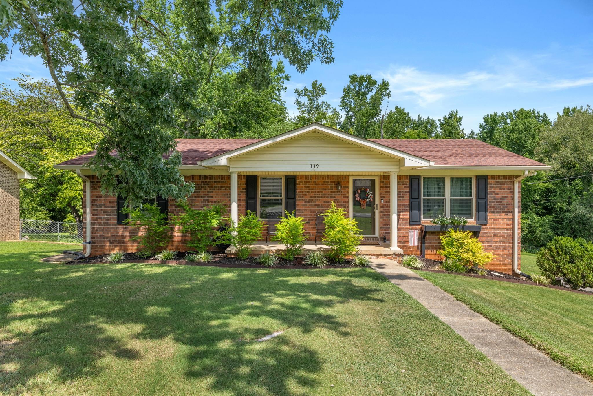 339 Shaler Dr, Killen, AL 35645 — photo 1