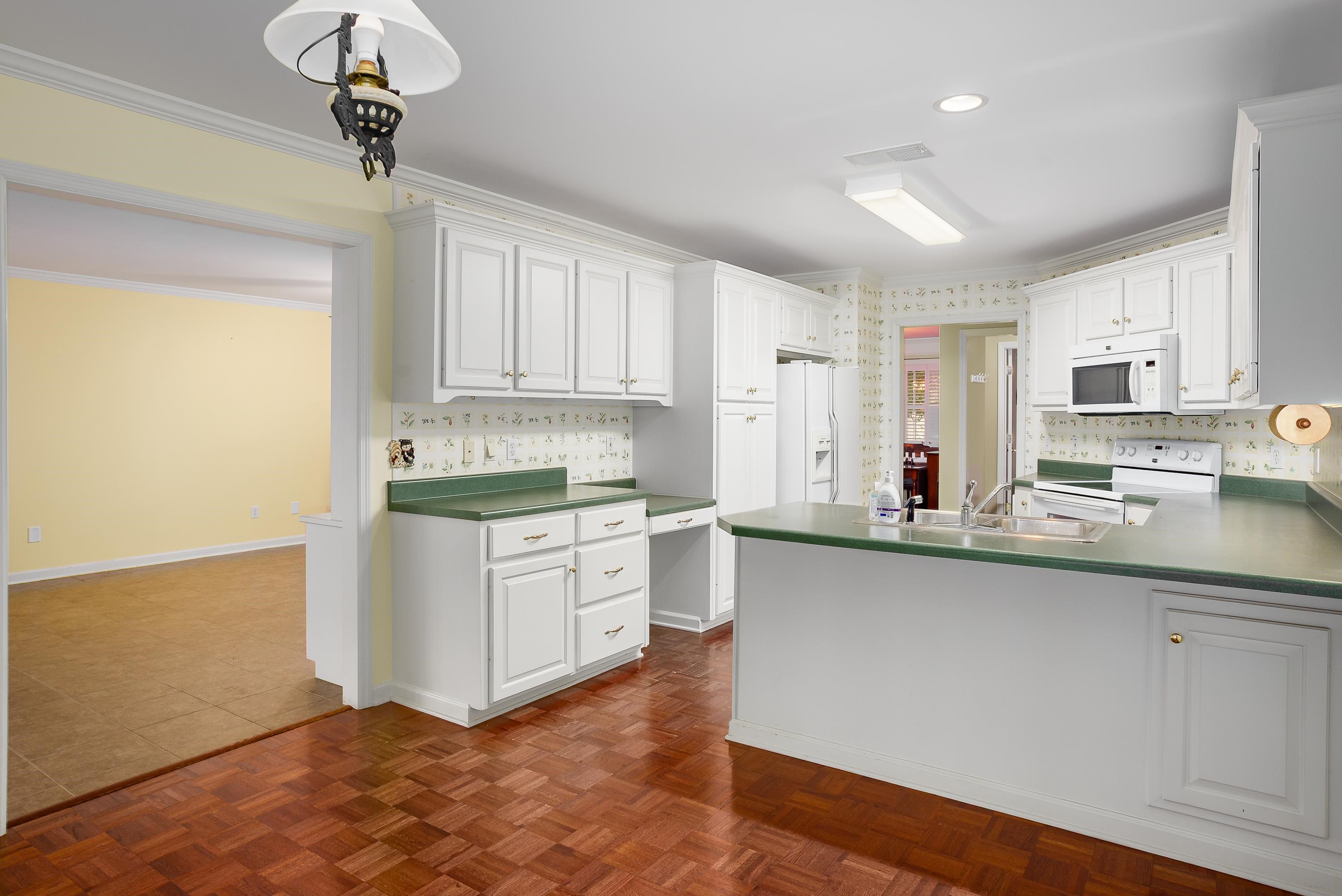 154 Breckenridge Ct, Florence, AL 35630 — photo 6