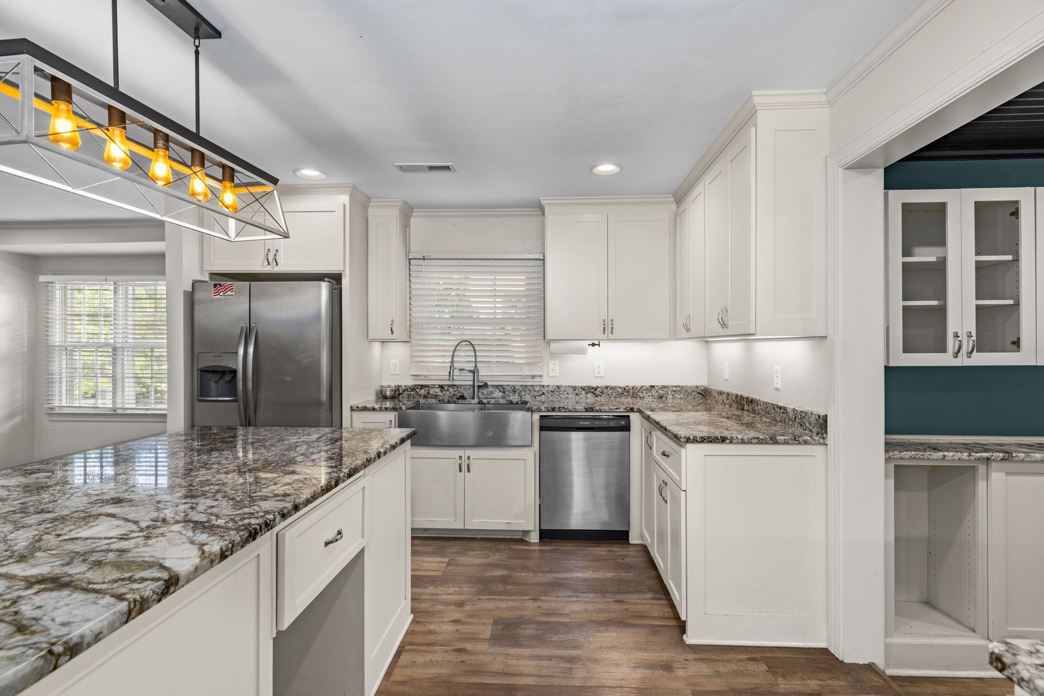 820 W Cumberland St, Florence, AL 35630 — photo 10
