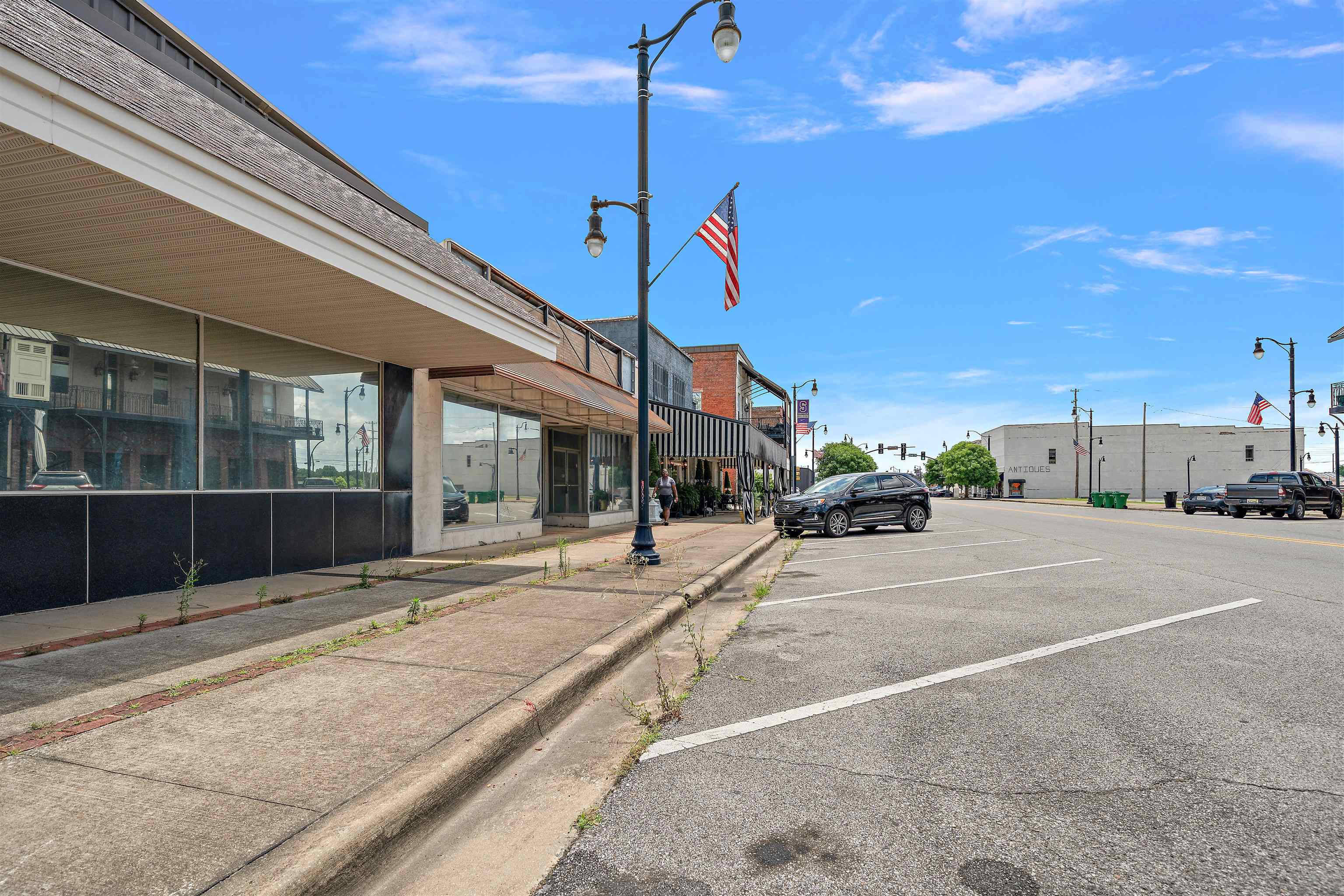 218 N Montgomery Ave, Sheffield, AL 35660 — photo 2