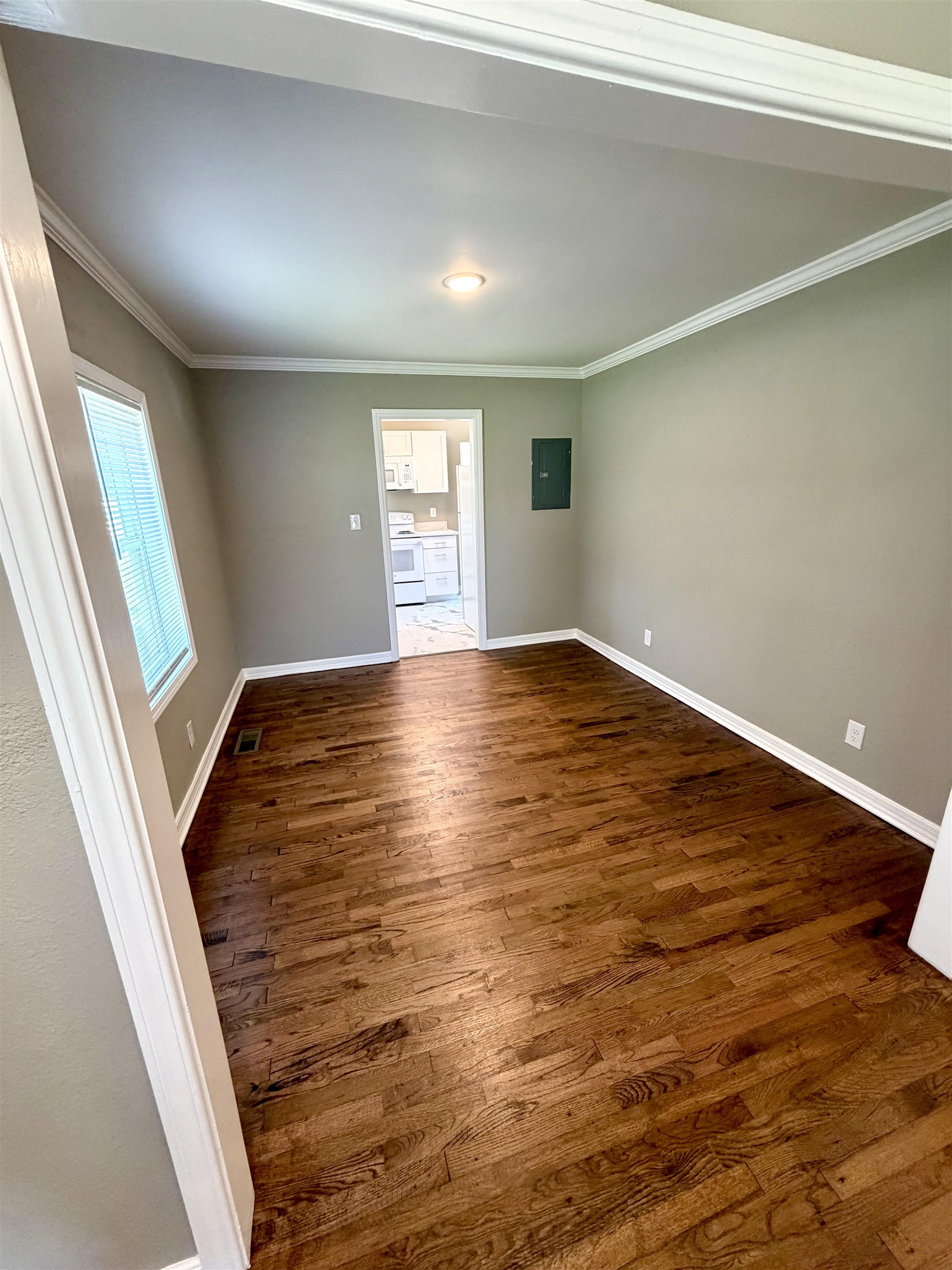 1003 N Cave St, Tuscumbia, AL 35674 — photo 8