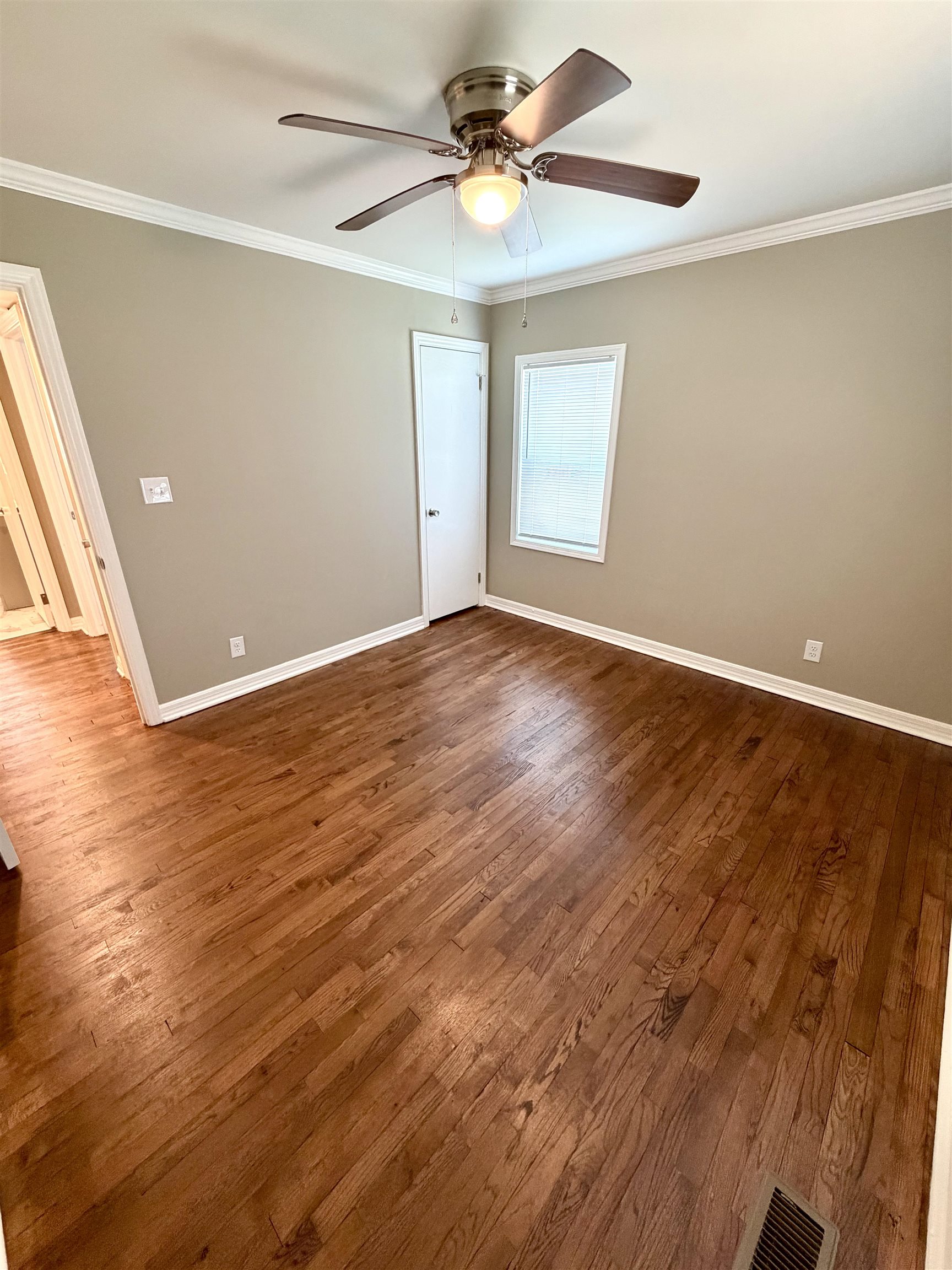 1003 N Cave St, Tuscumbia, AL 35674 — photo 10