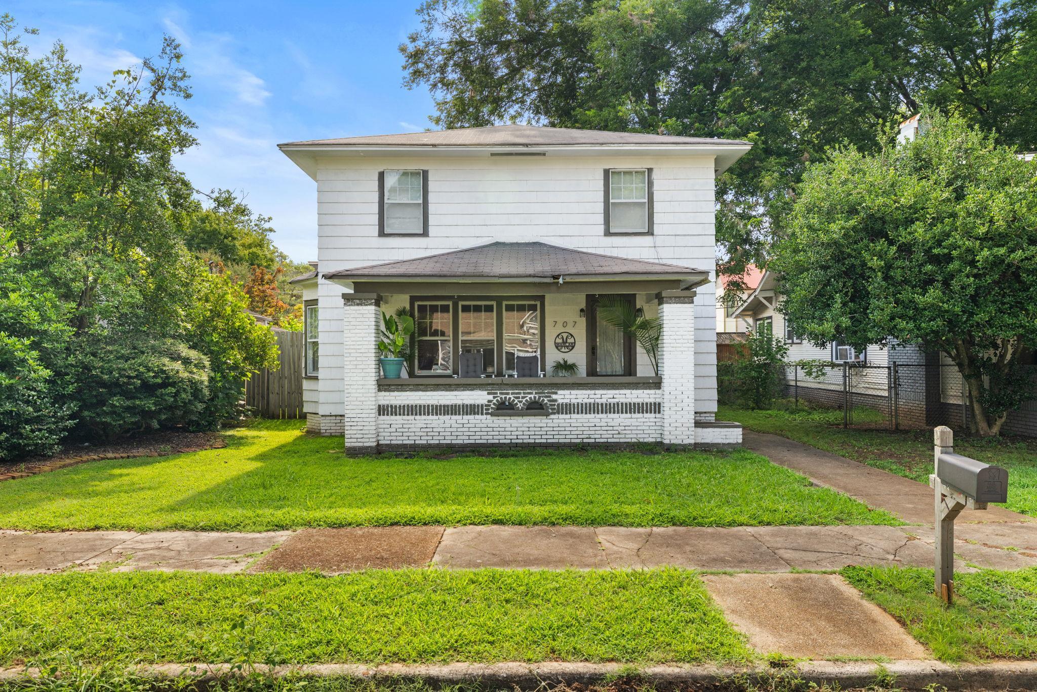 707 N Nashville Ave, Sheffield, AL 35660 — photo 1