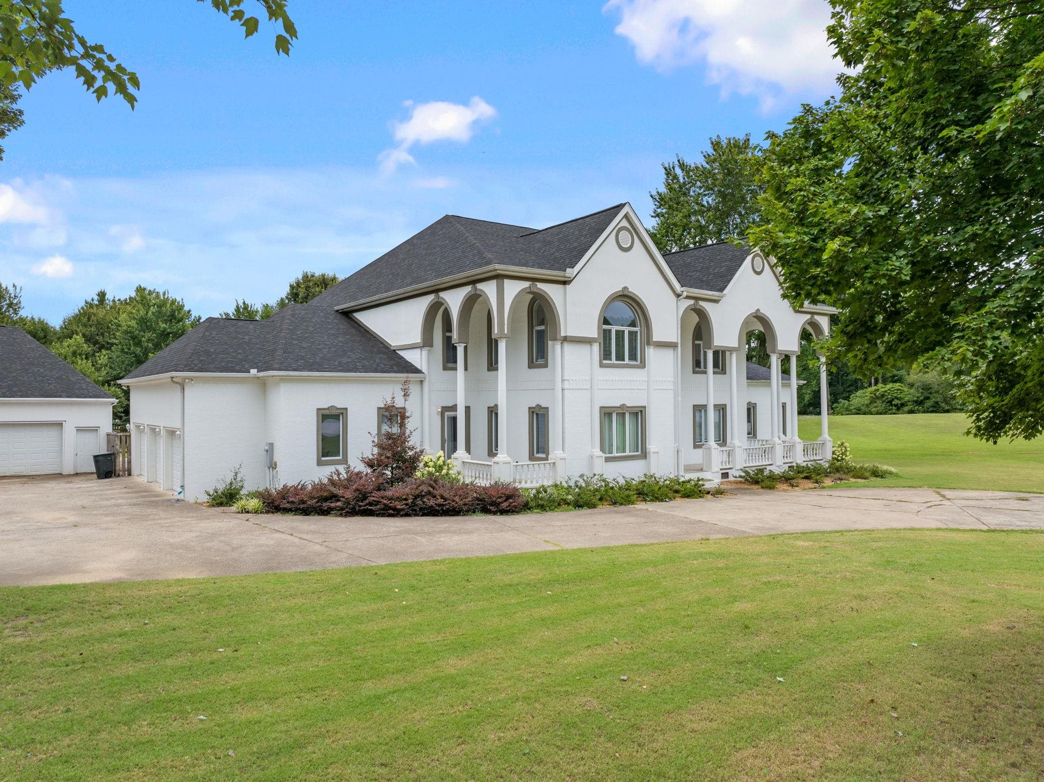 105 Hunters Ln, Florence, AL 35630 — photo 4