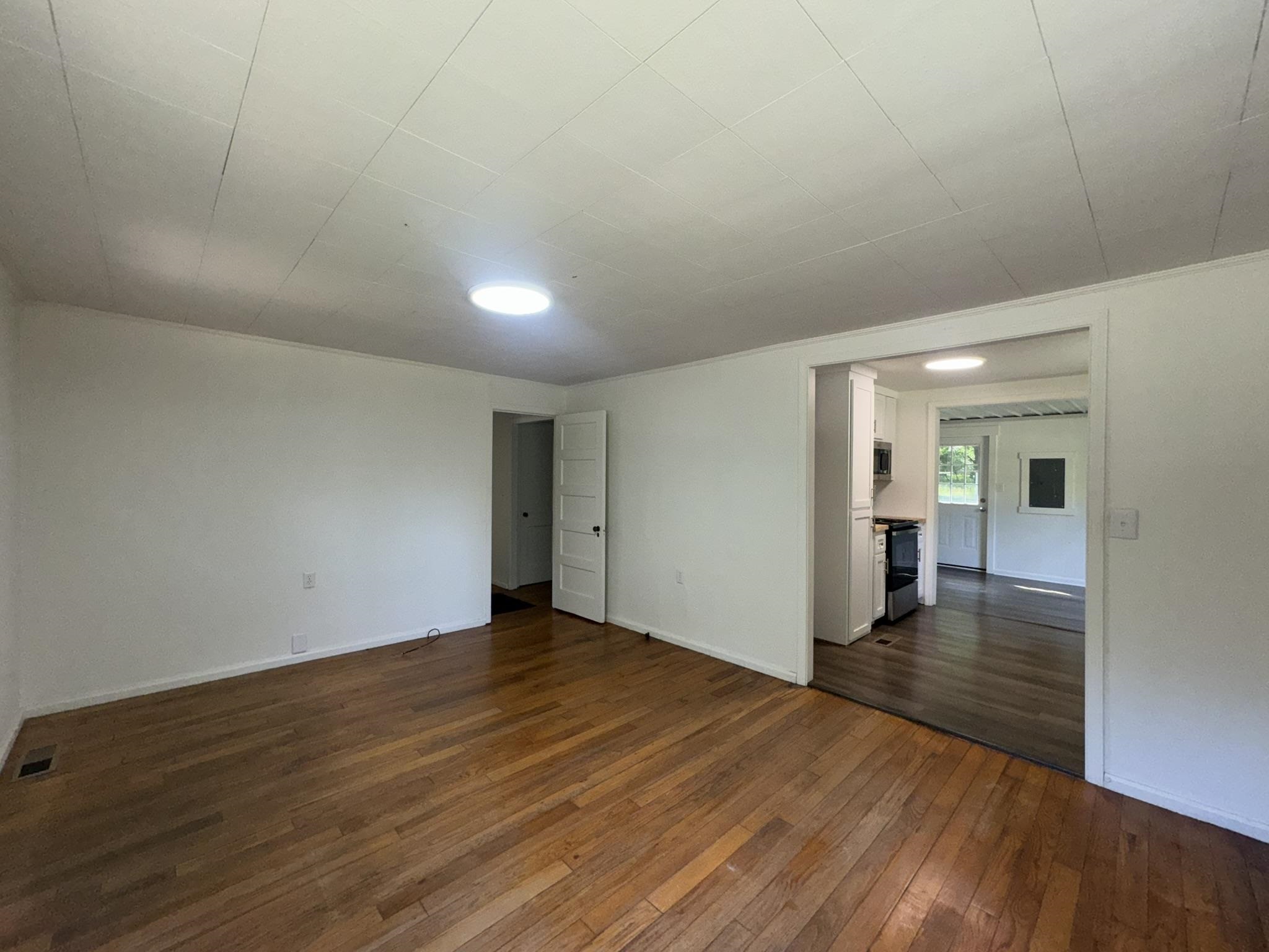 402 Garfield Ave, Florence, AL 35630 — photo 5