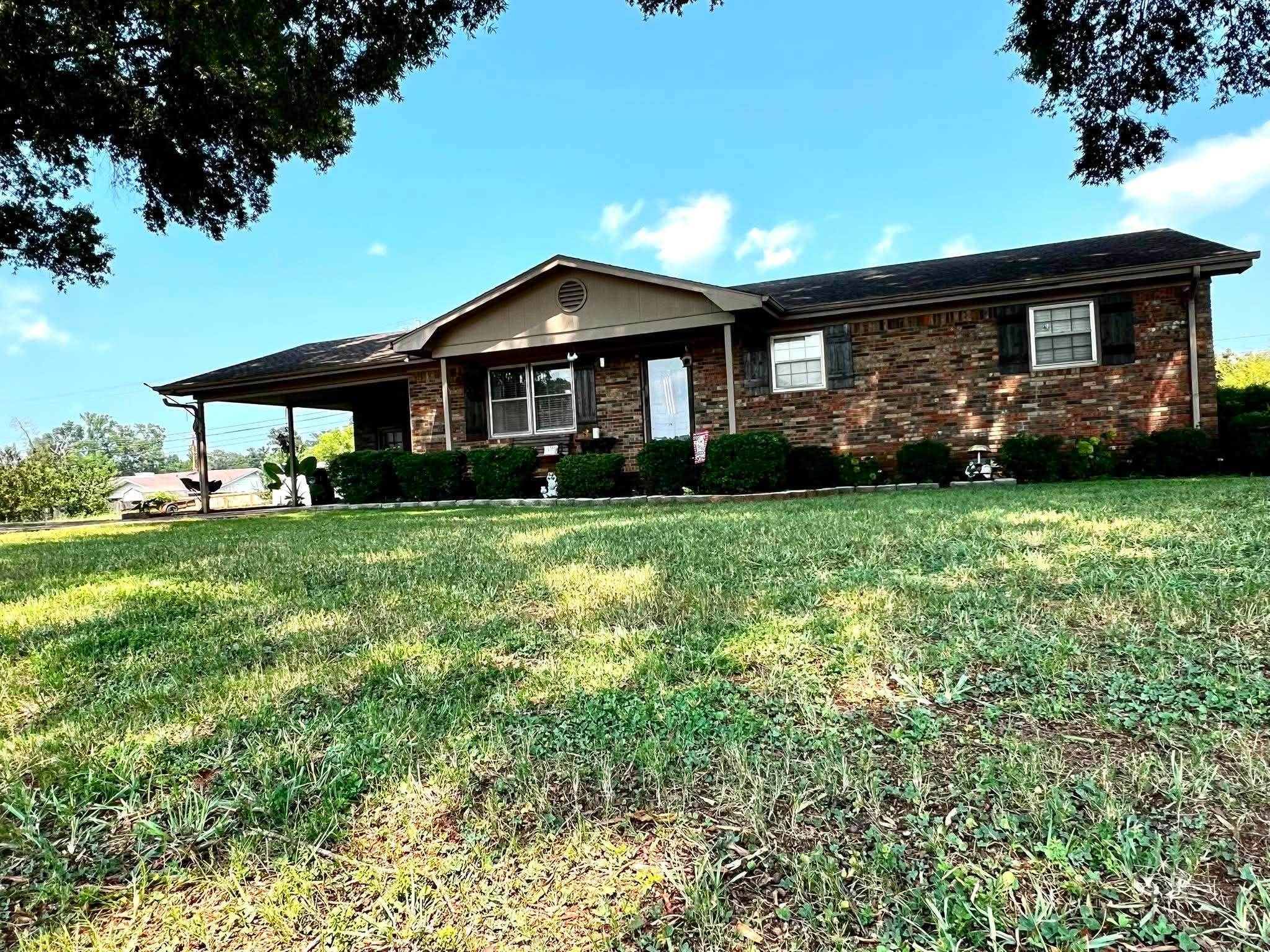 805 Edison Ave, Muscle Shoals, AL 35661 — photo 2