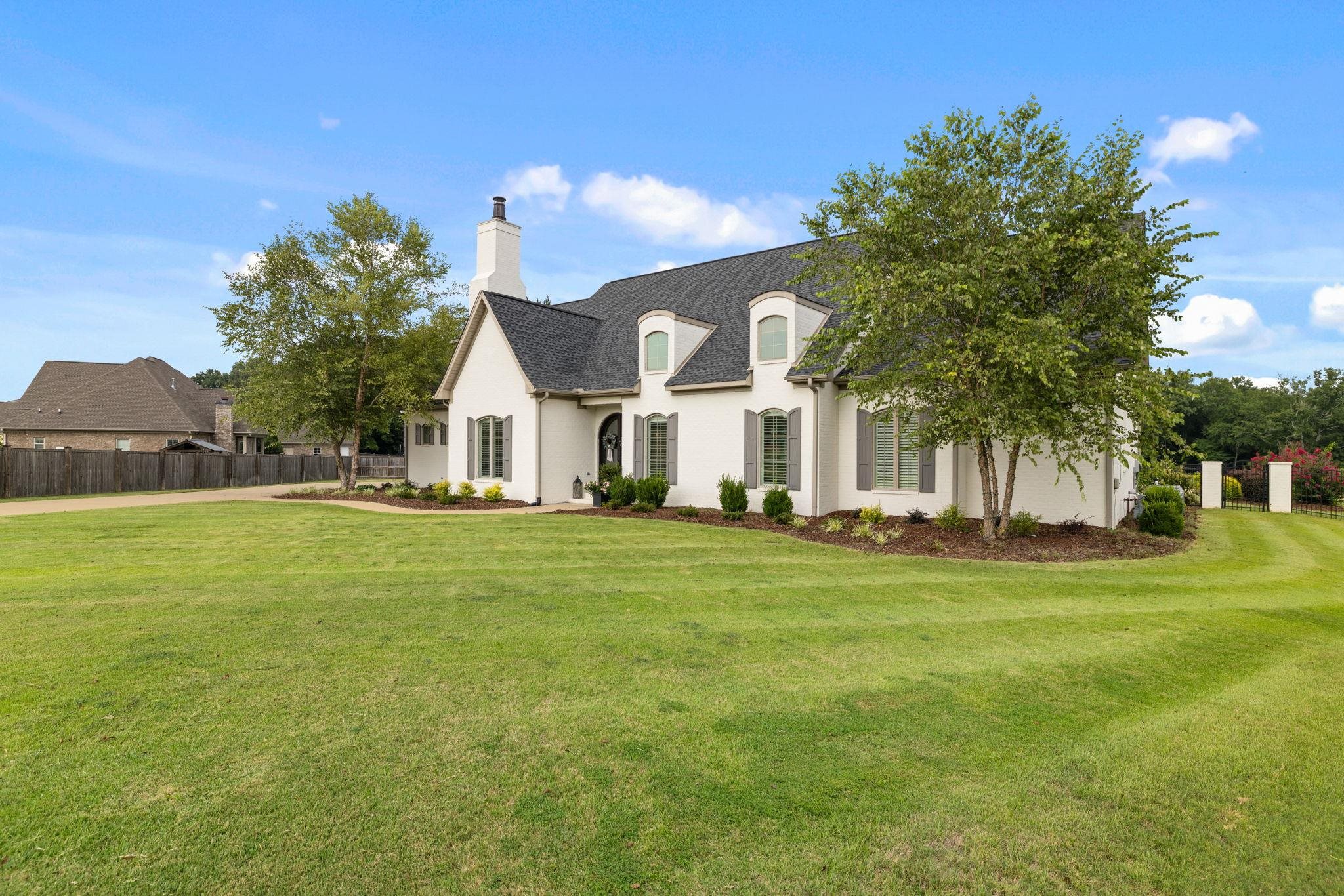 103 Noah Dr, Tuscumbia, AL 35674 — photo 2