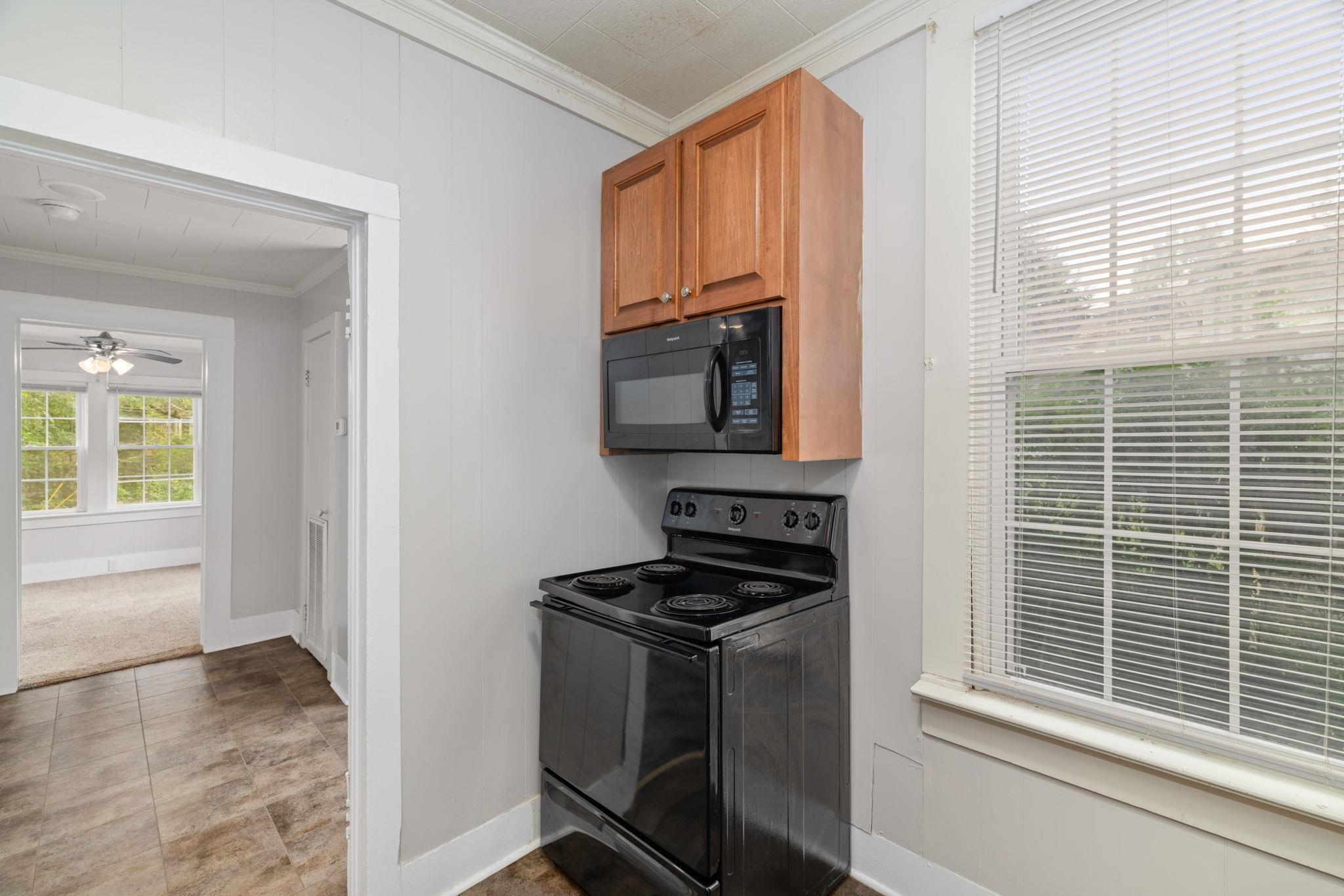 434 N Chestnut St, Florence, AL 35630 — photo 9