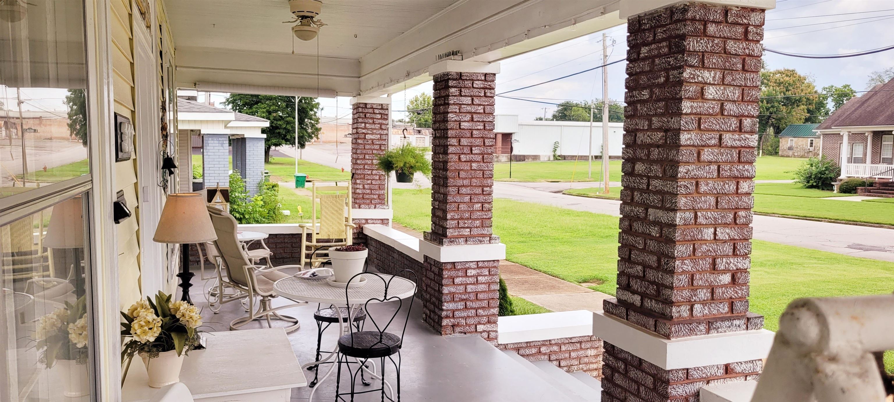 302 W 6th St, Tuscumbia, AL 35674 — photo 10