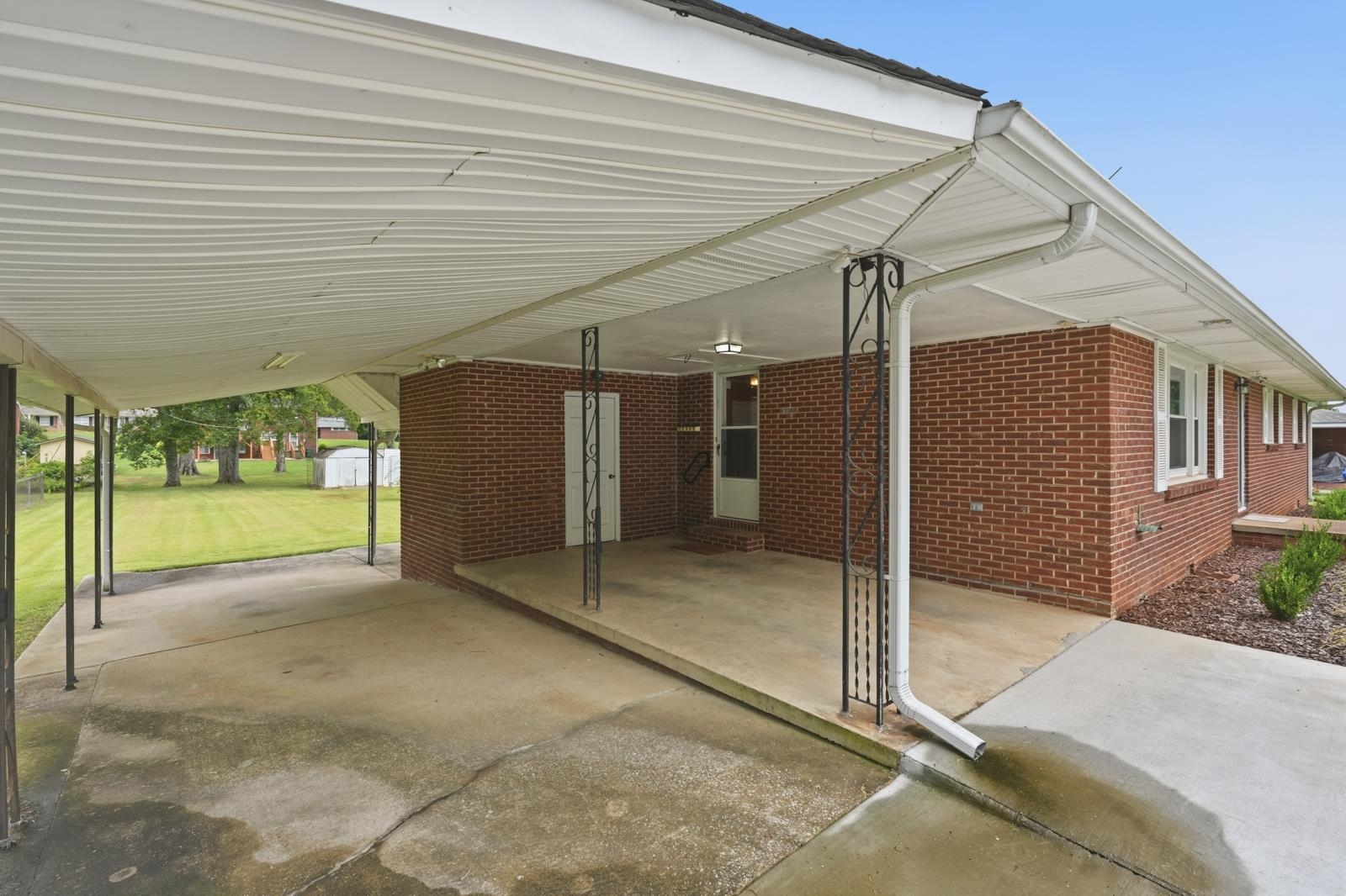 120 River Dr, Tuscumbia, AL 35674 — photo 2