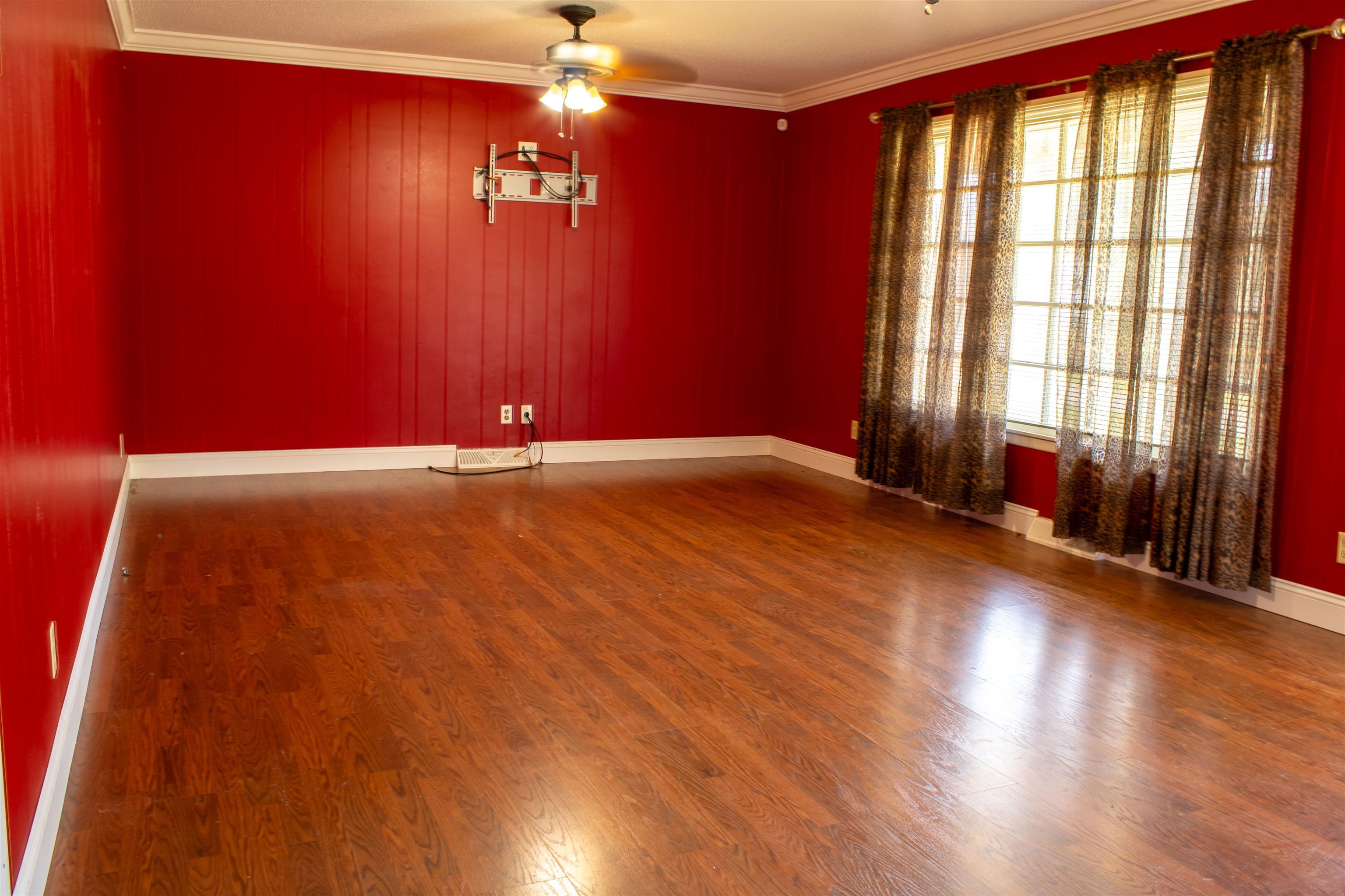 166 Montclair Dr, Killen, AL 35645 — photo 4