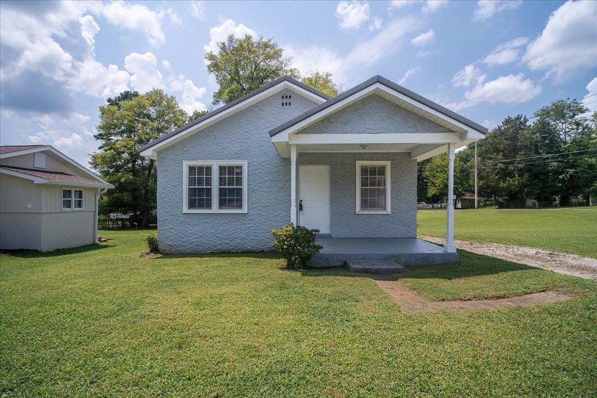 204 S Spurr St, Florence, AL 35630 — photo 2