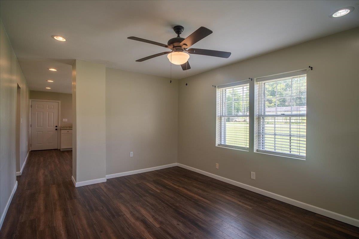 204 S Spurr St, Florence, AL 35630 — photo 11