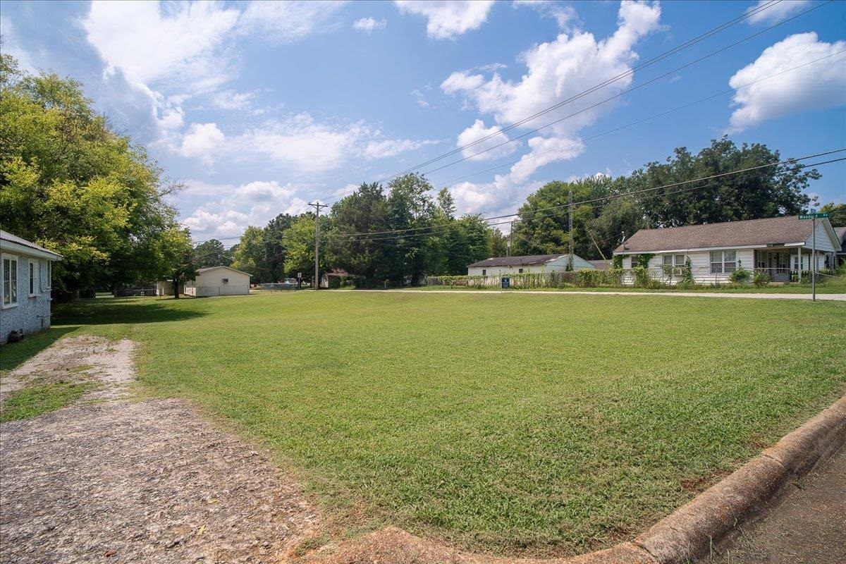 204 S Spurr St, Florence, AL 35630 — photo 9