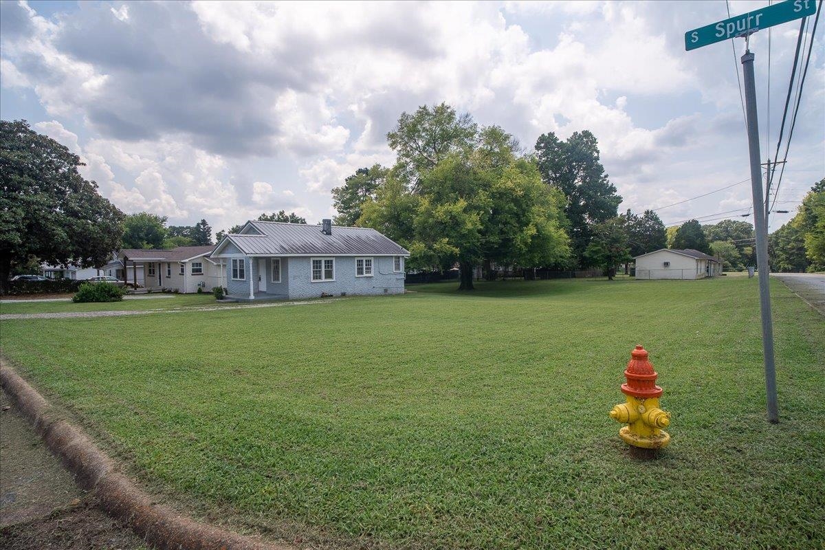 204 S Spurr St, Florence, AL 35630 — photo 10