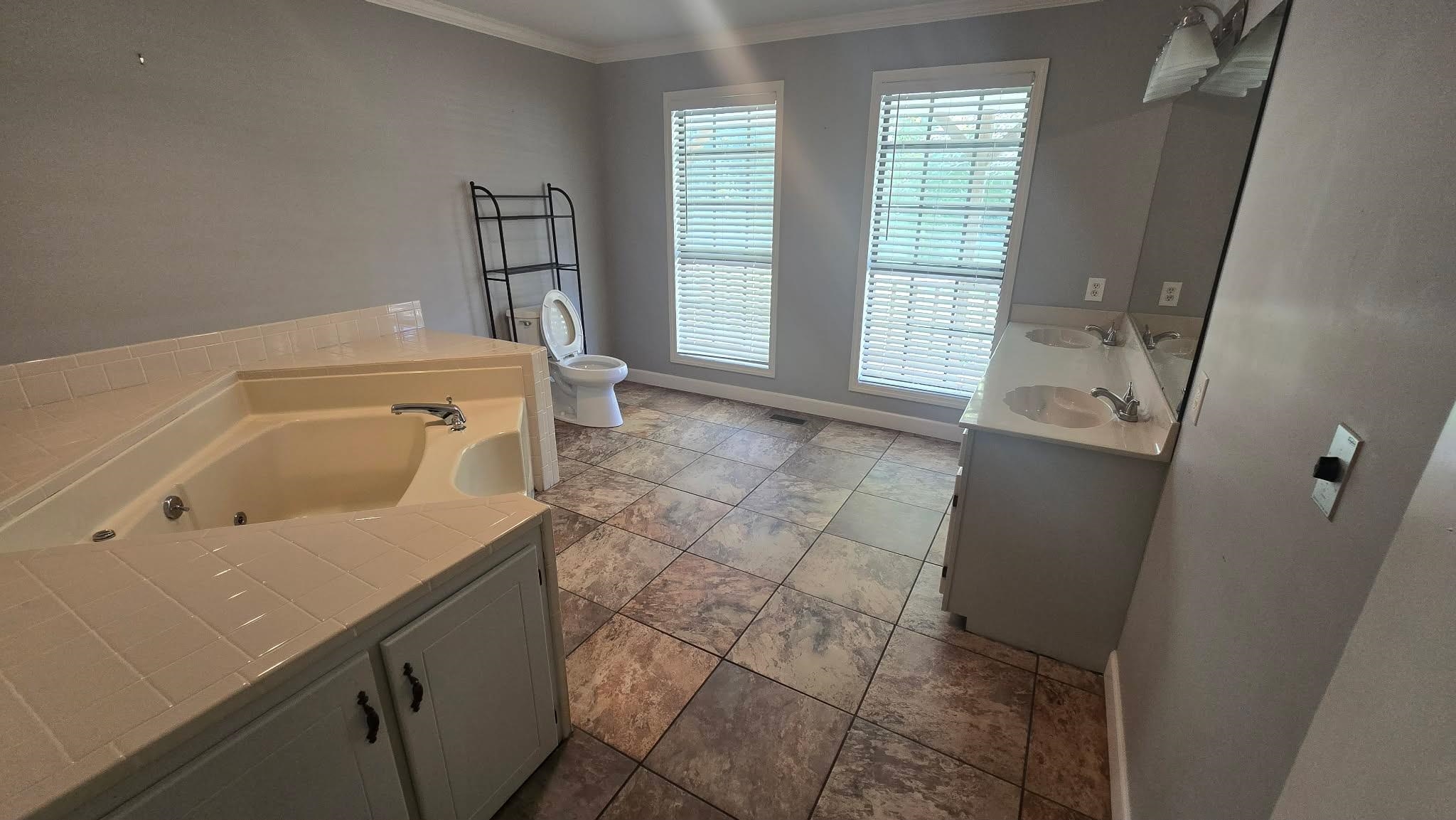 207 Martin Dr