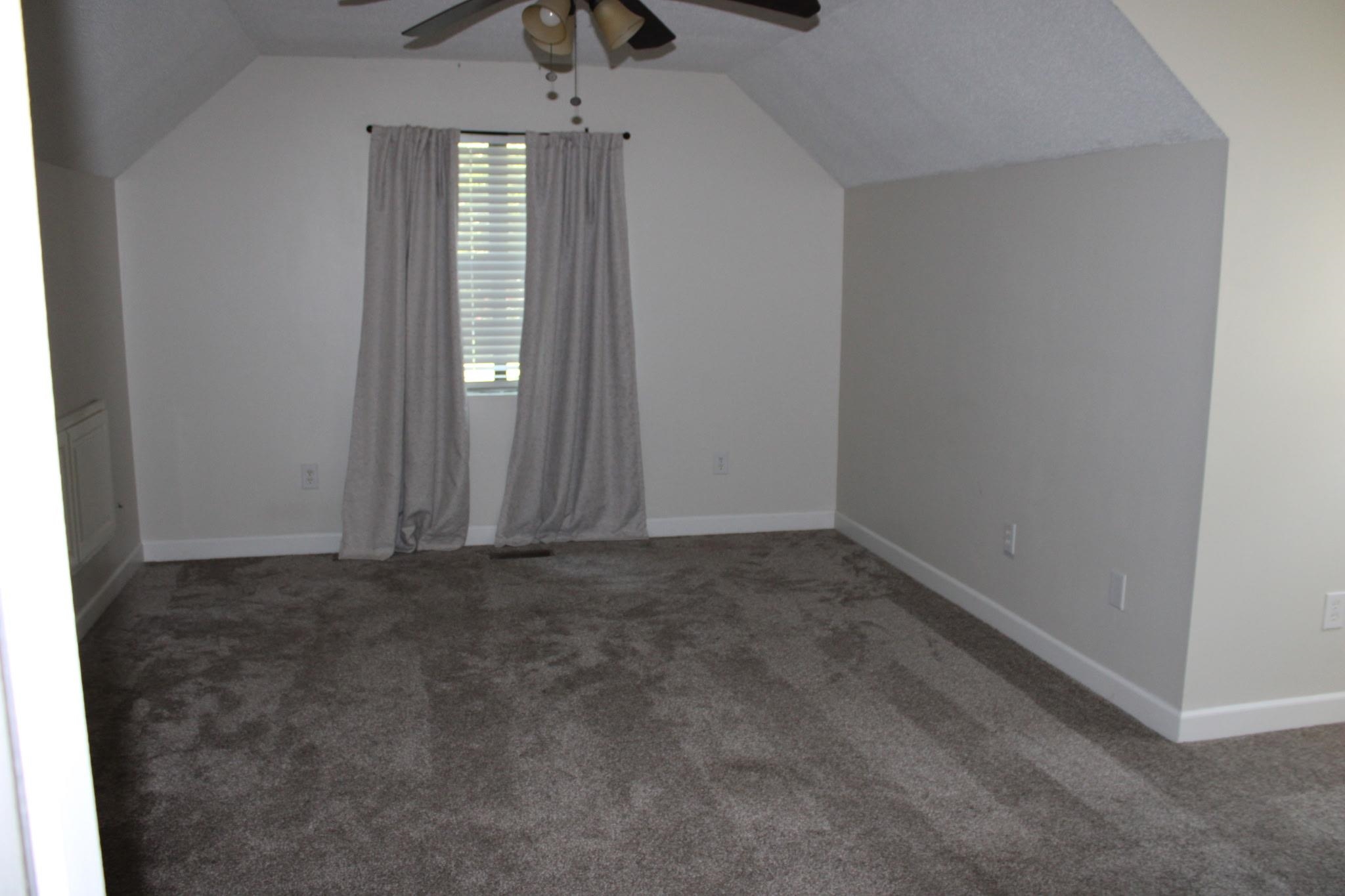 207 Martin Dr