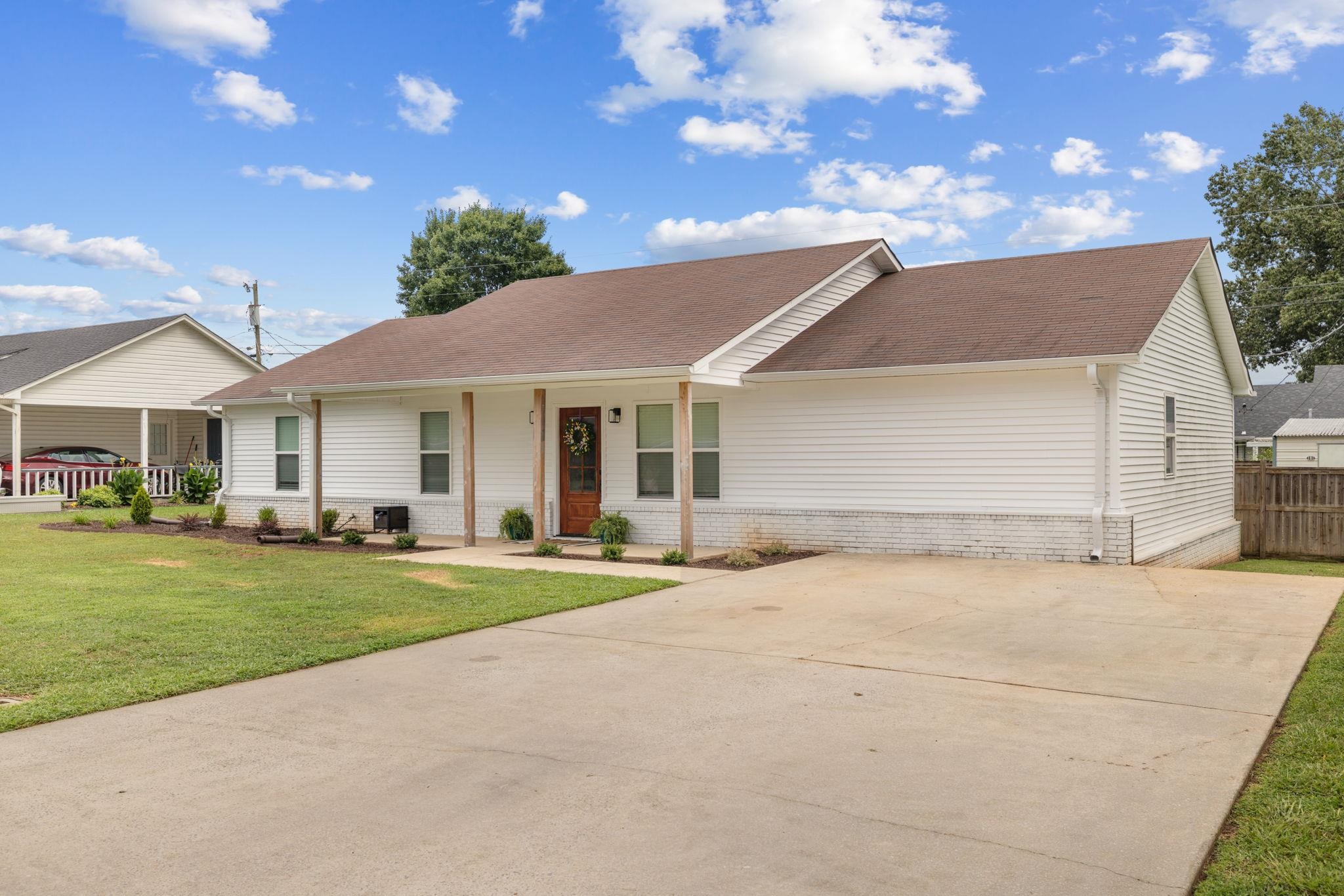 309 W Washington Dr, Muscle Shoals, AL 35661 — photo 3