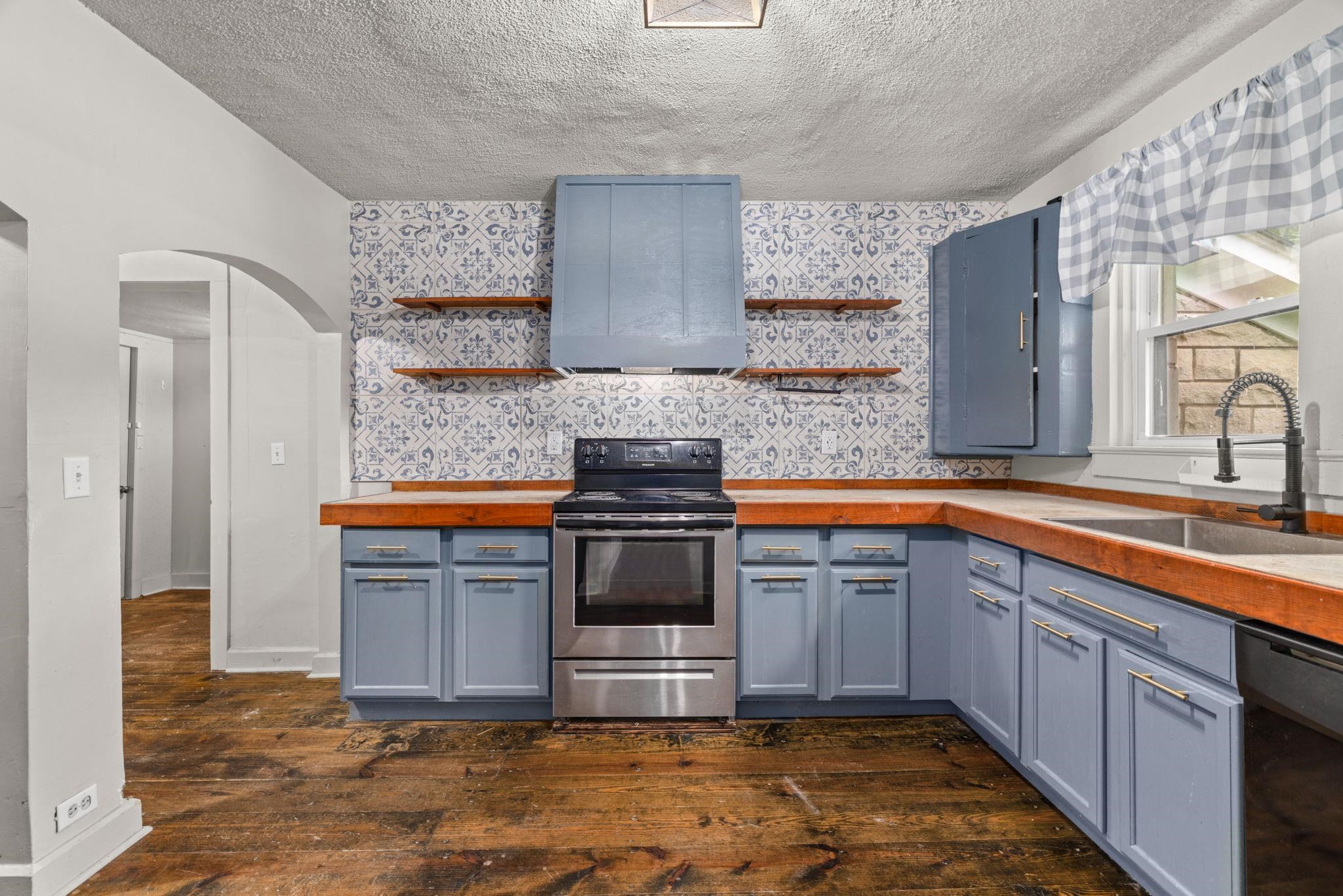 601 Crest St, Florence, AL 35630 — photo 11