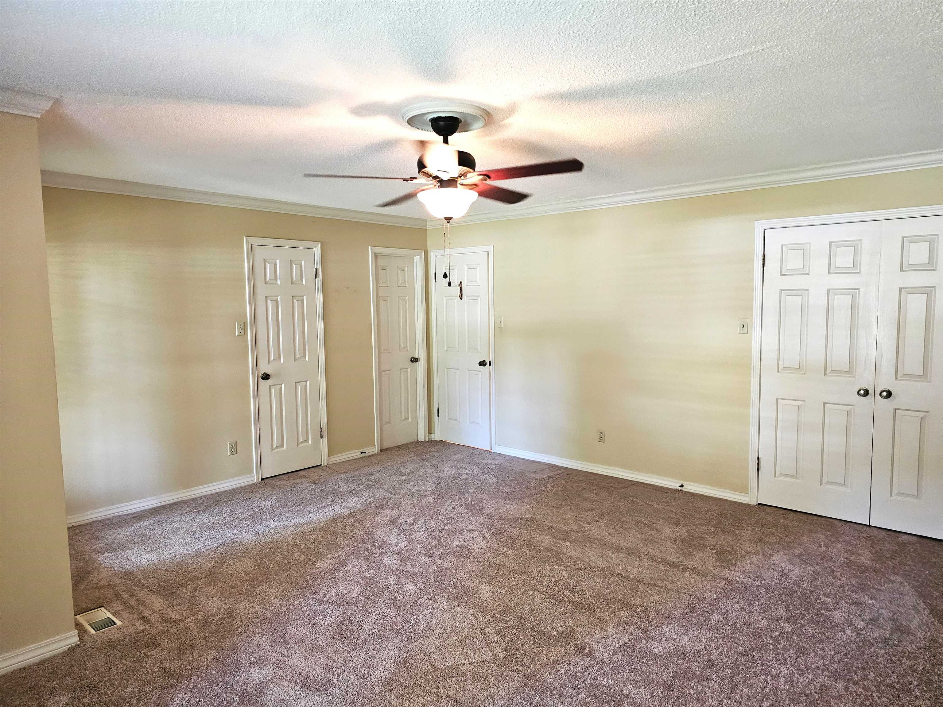 302 Robinhood Dr, Florence, AL 35633 — photo 10