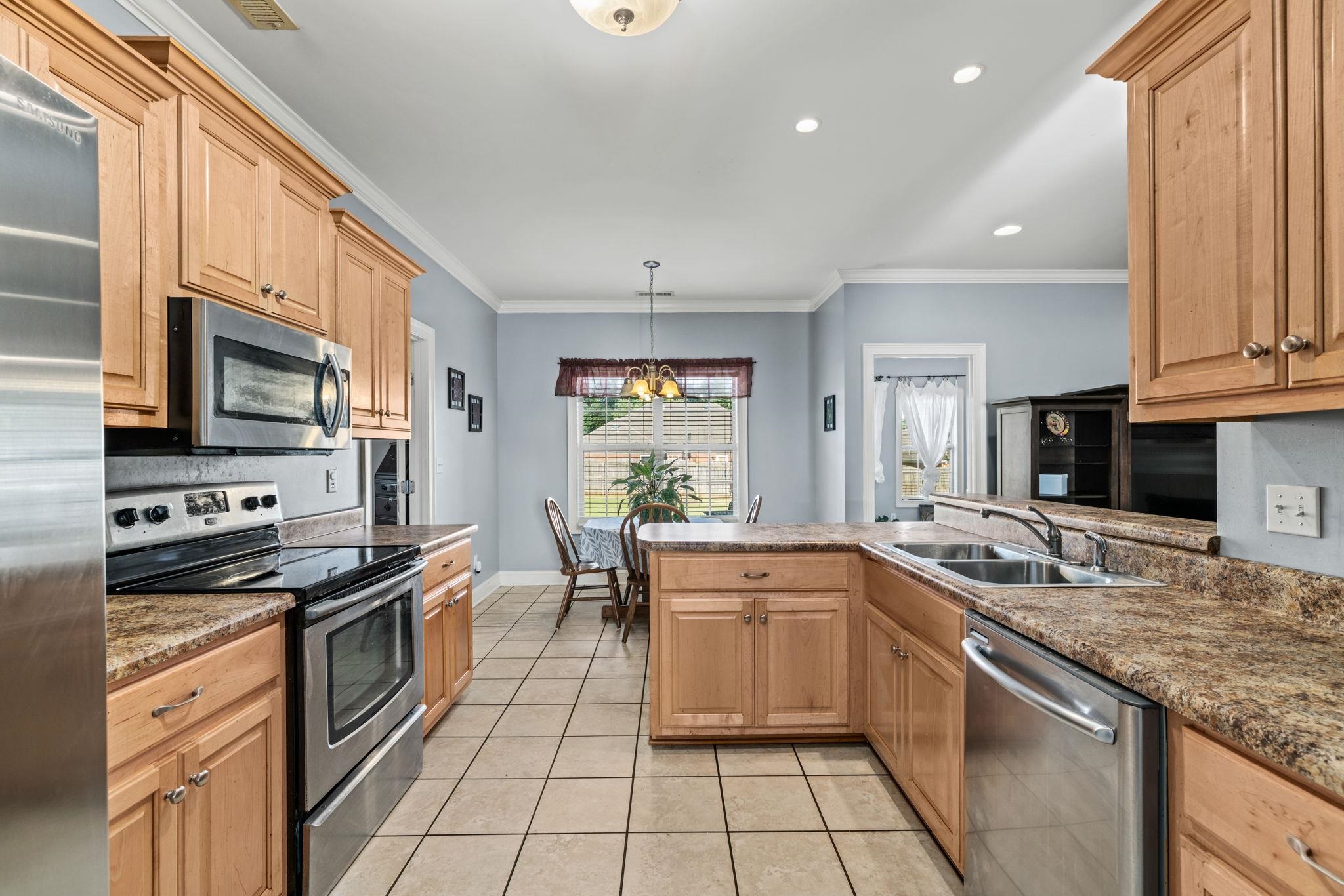 107 Wheaton Ct, Florence, AL 35633 — photo 6