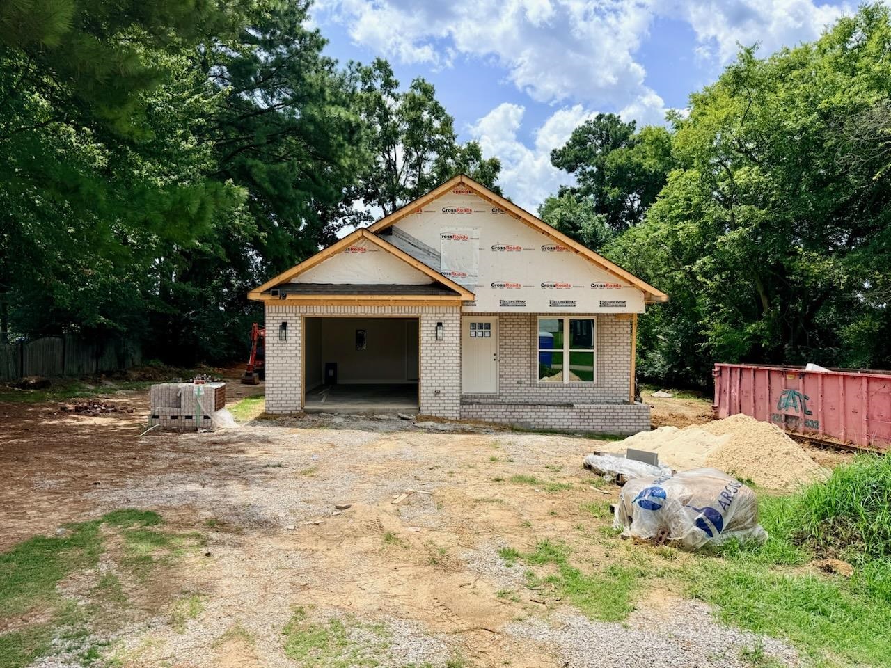 104 Pleasant Ridge Dr, Florence, AL 35633 — photo 1