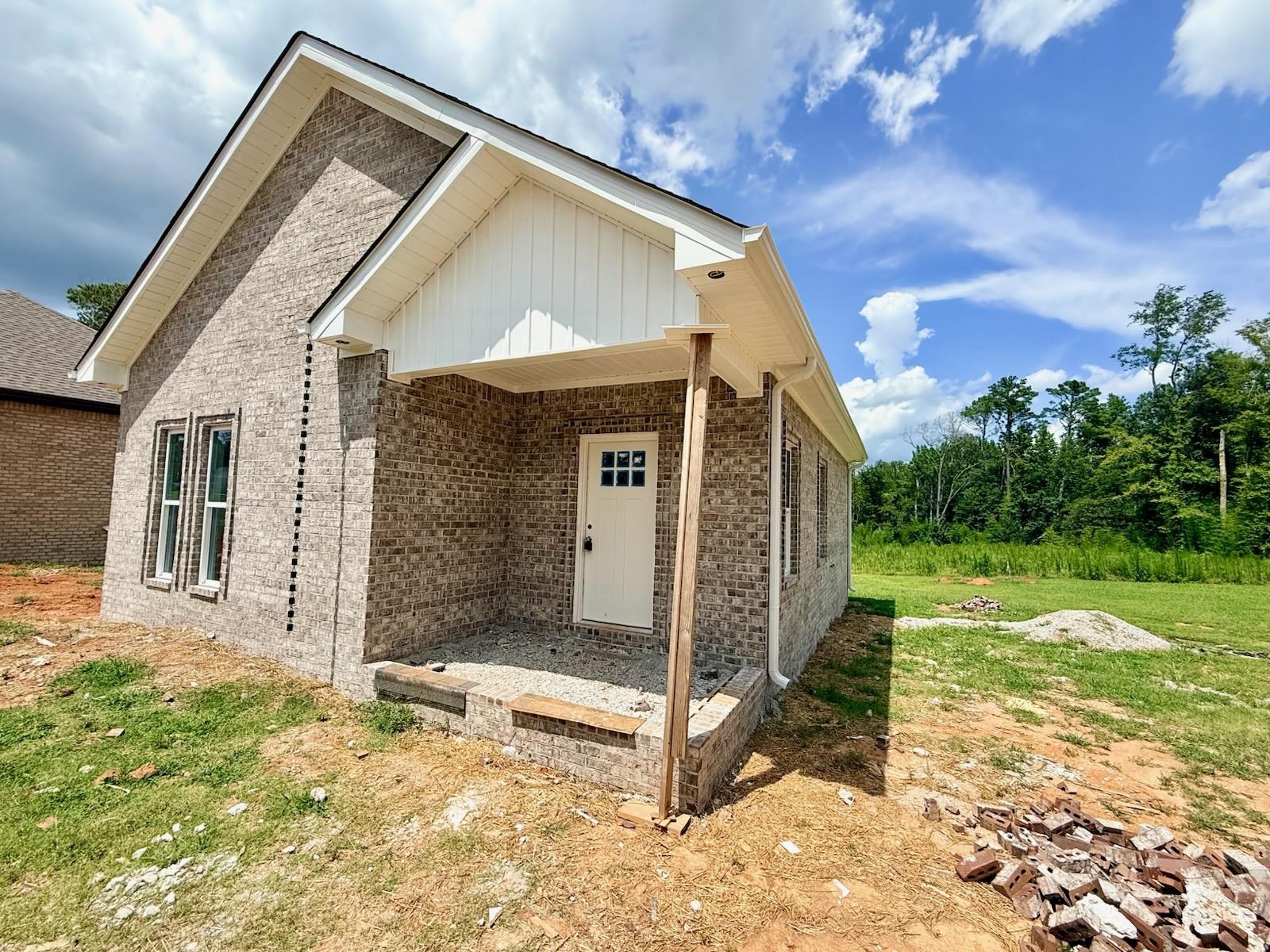 83 McFall Rd, Florence, AL 35633 — photo 1