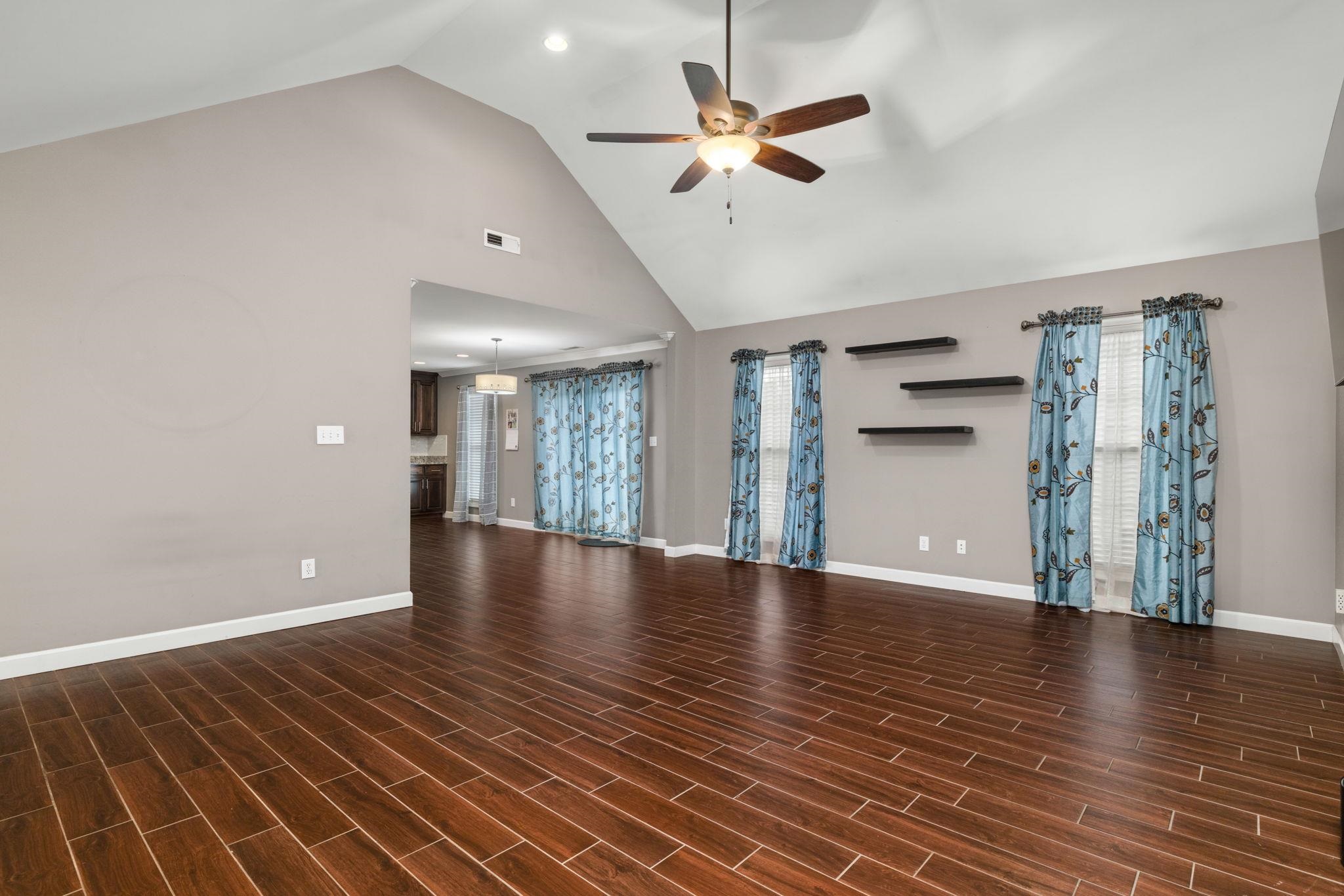 701 Hickory Ave, Muscle Shoals, AL 35661 — photo 5