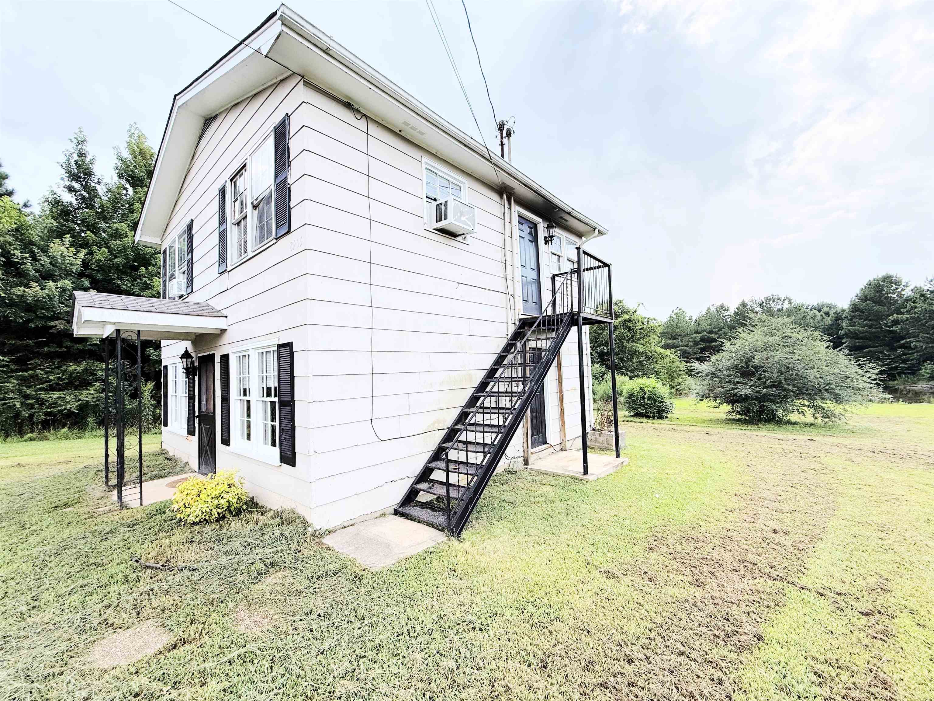8953 Frankfort Rd, Tuscumbia, AL 35674 — photo 2