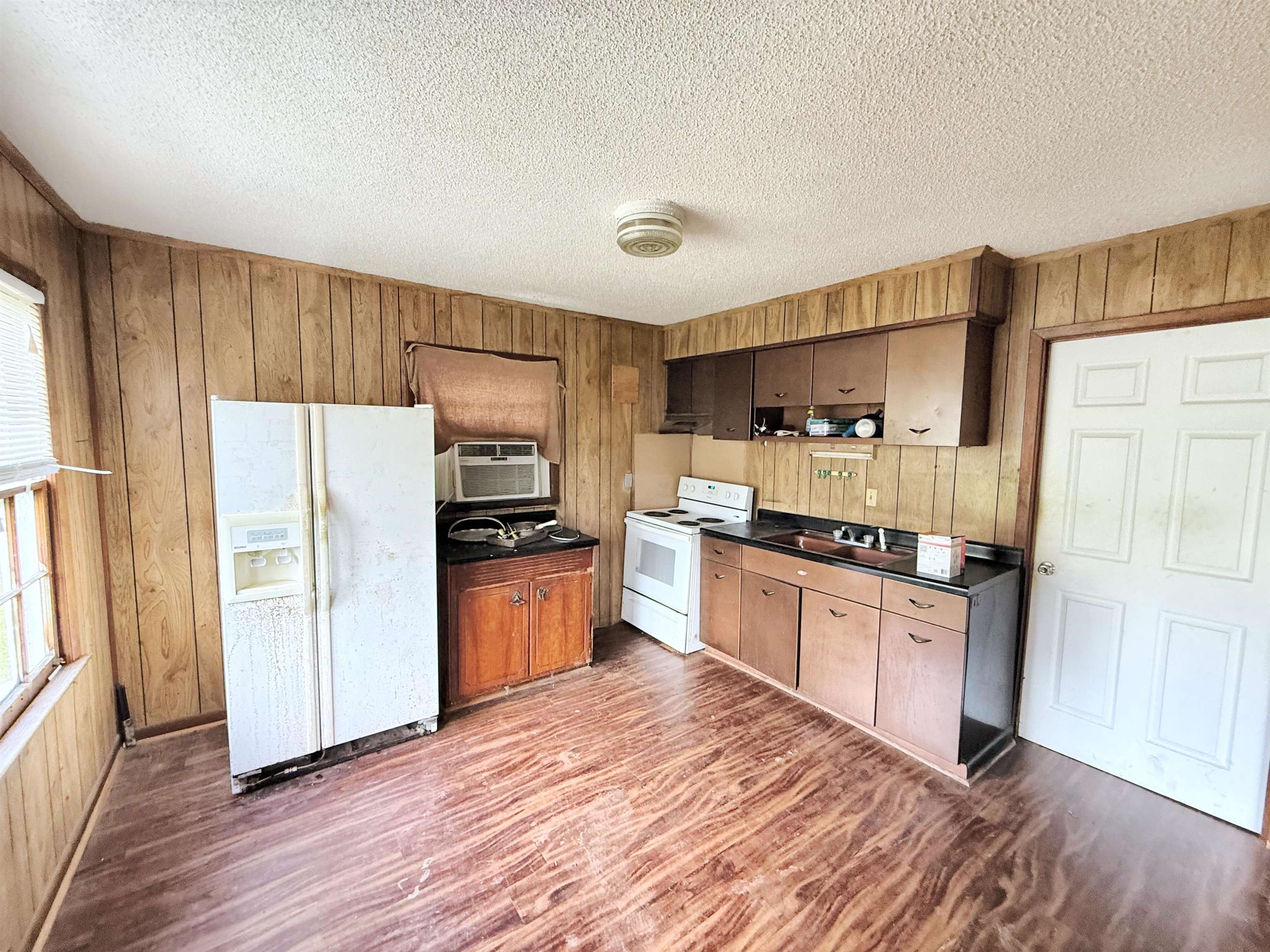 8953 Frankfort Rd, Tuscumbia, AL 35674 — photo 5