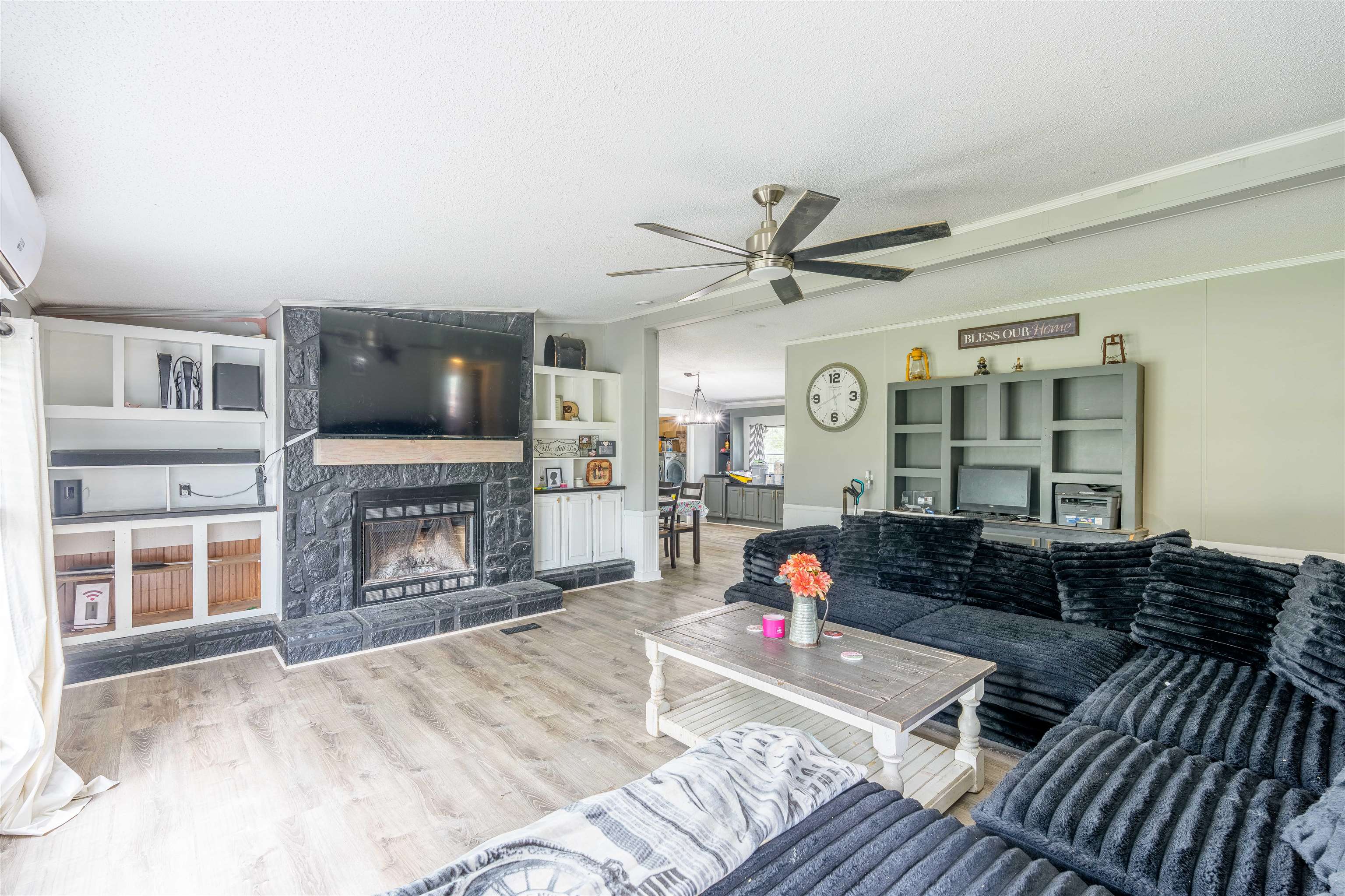 122 Sunrise Dr, Killen, AL 35645 — photo 3