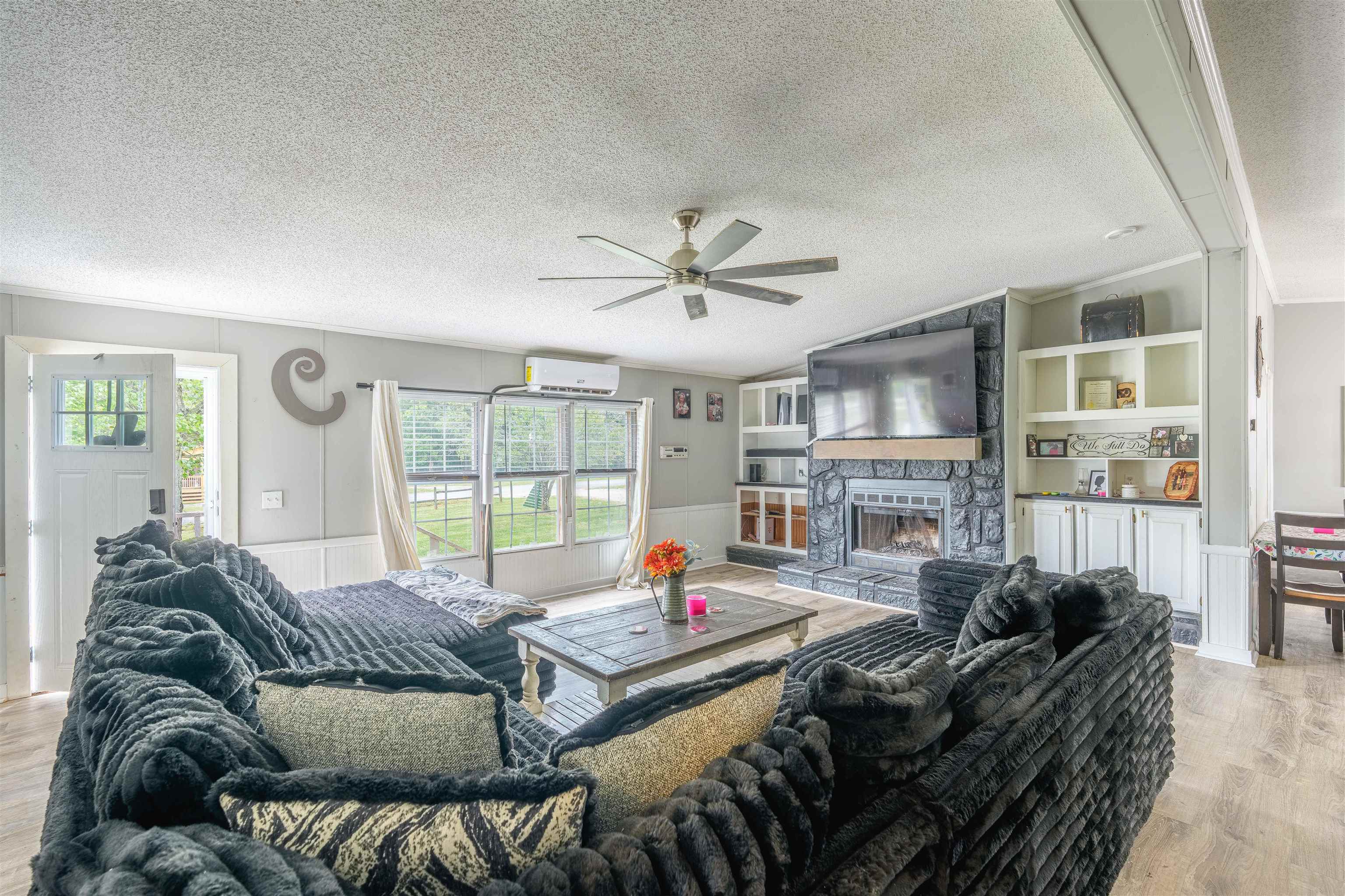 122 Sunrise Dr, Killen, AL 35645 — photo 4