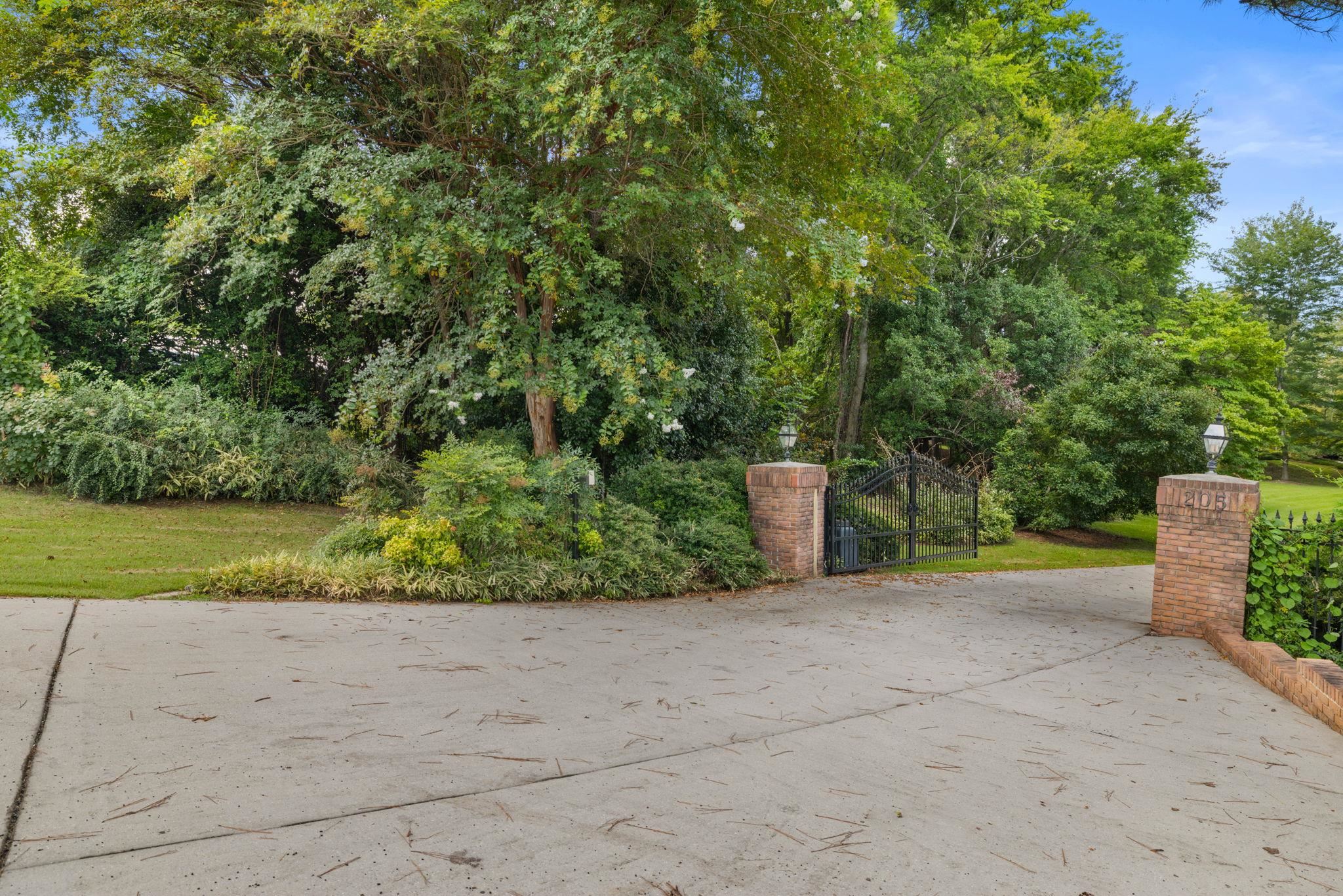 205 NW 10th Ave, Red Bay, AL 35582 — photo 3