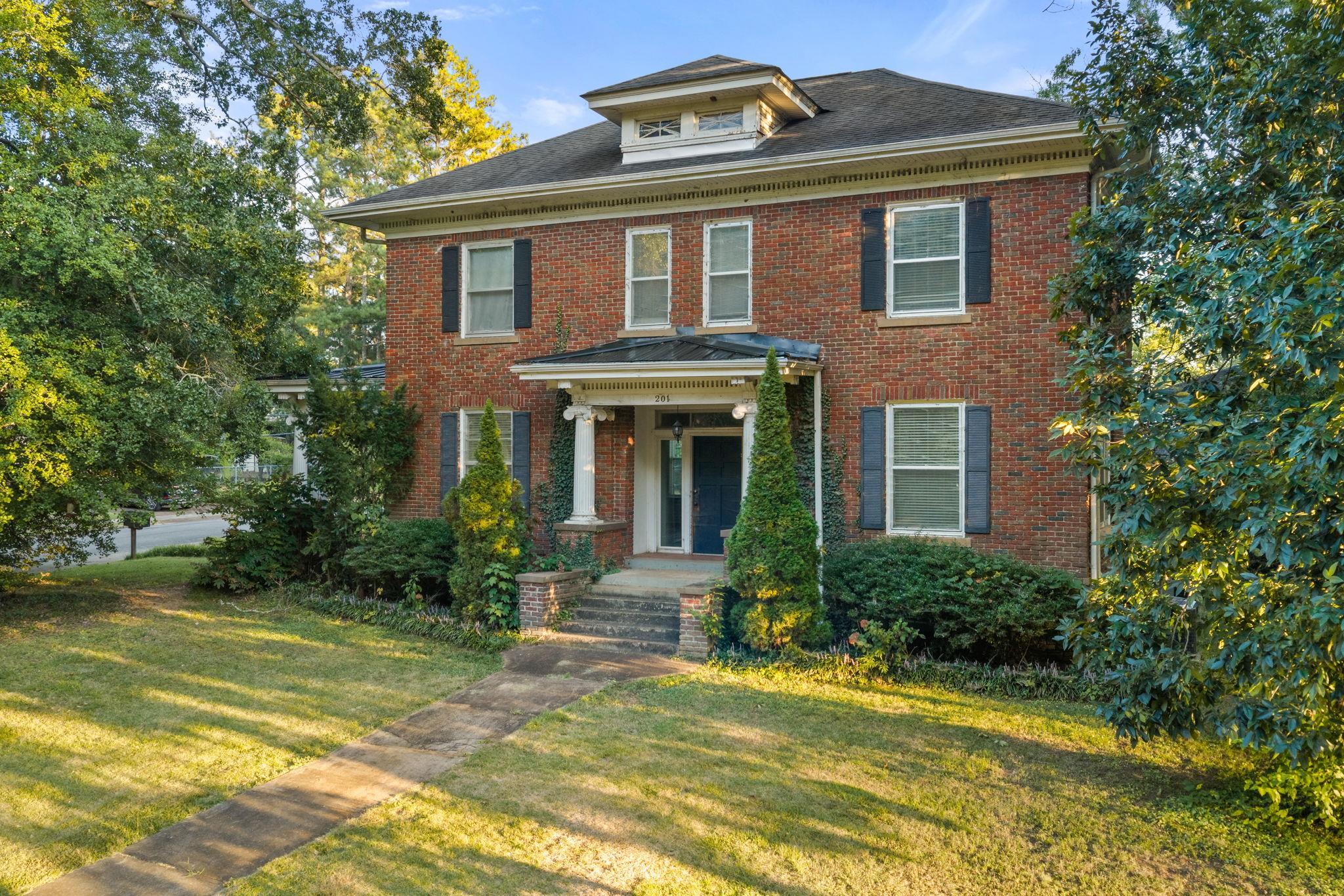 201 Park Blvd, Sheffield, AL 35660 — photo 2