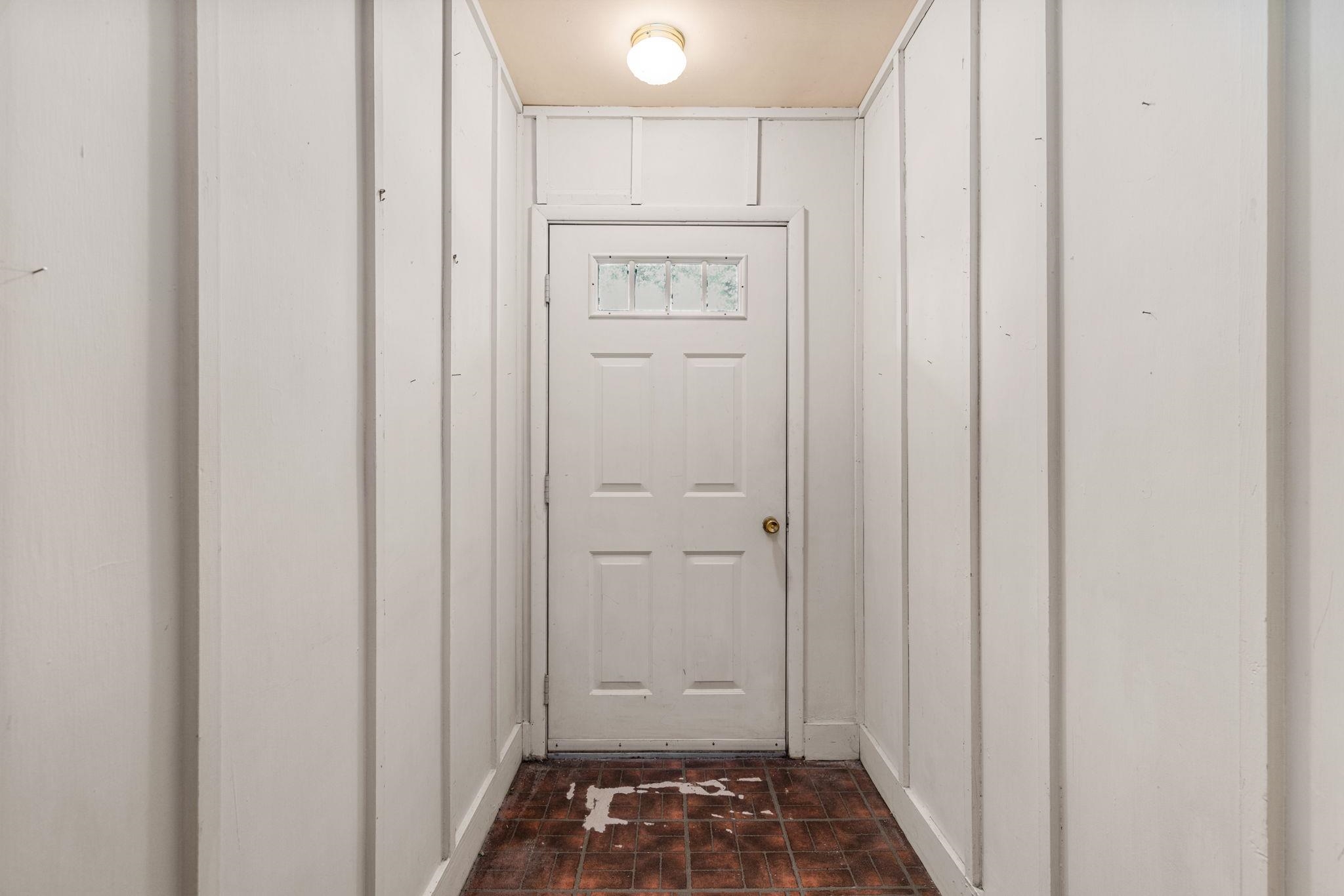 110 Hollywood Dr, Tuscumbia, AL 35674 — photo 5