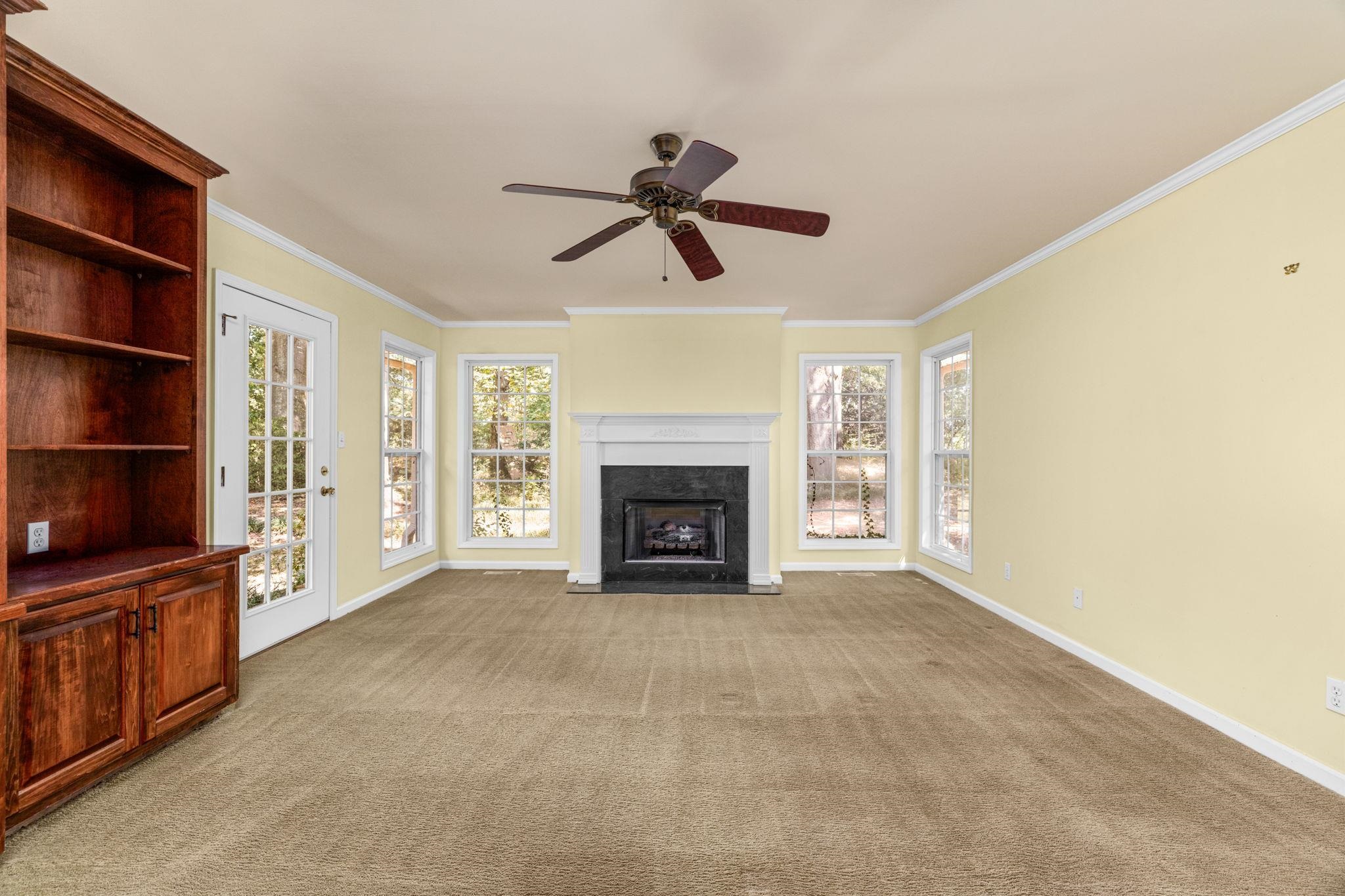 110 Hollywood Dr, Tuscumbia, AL 35674 — photo 8
